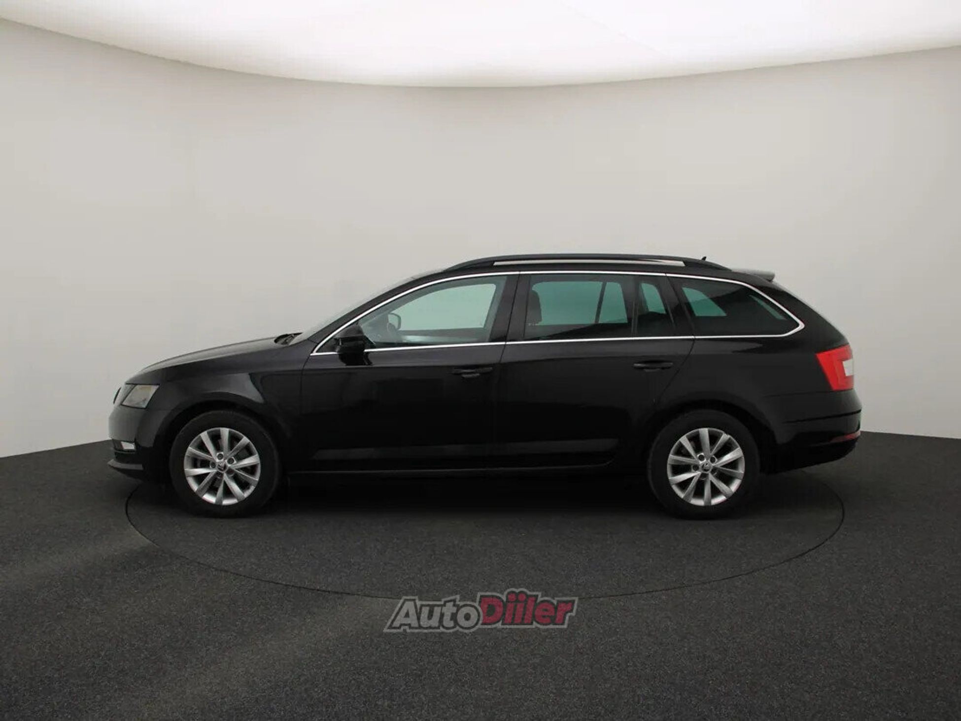 Skoda Octavia Business Edition 1.5 110kW 2020, photo 6/10