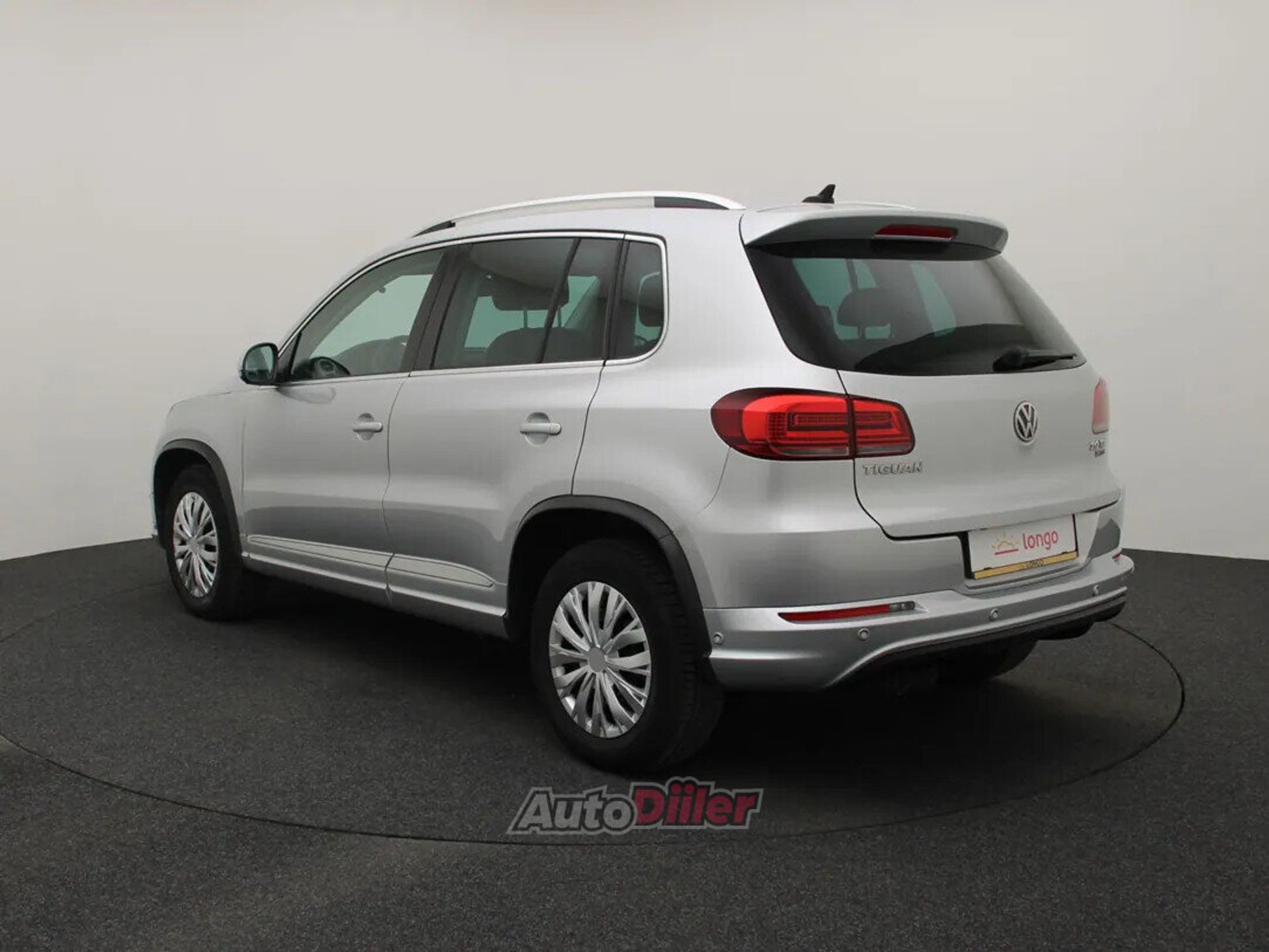 Volkswagen Tiguan 2015, photo 7/10