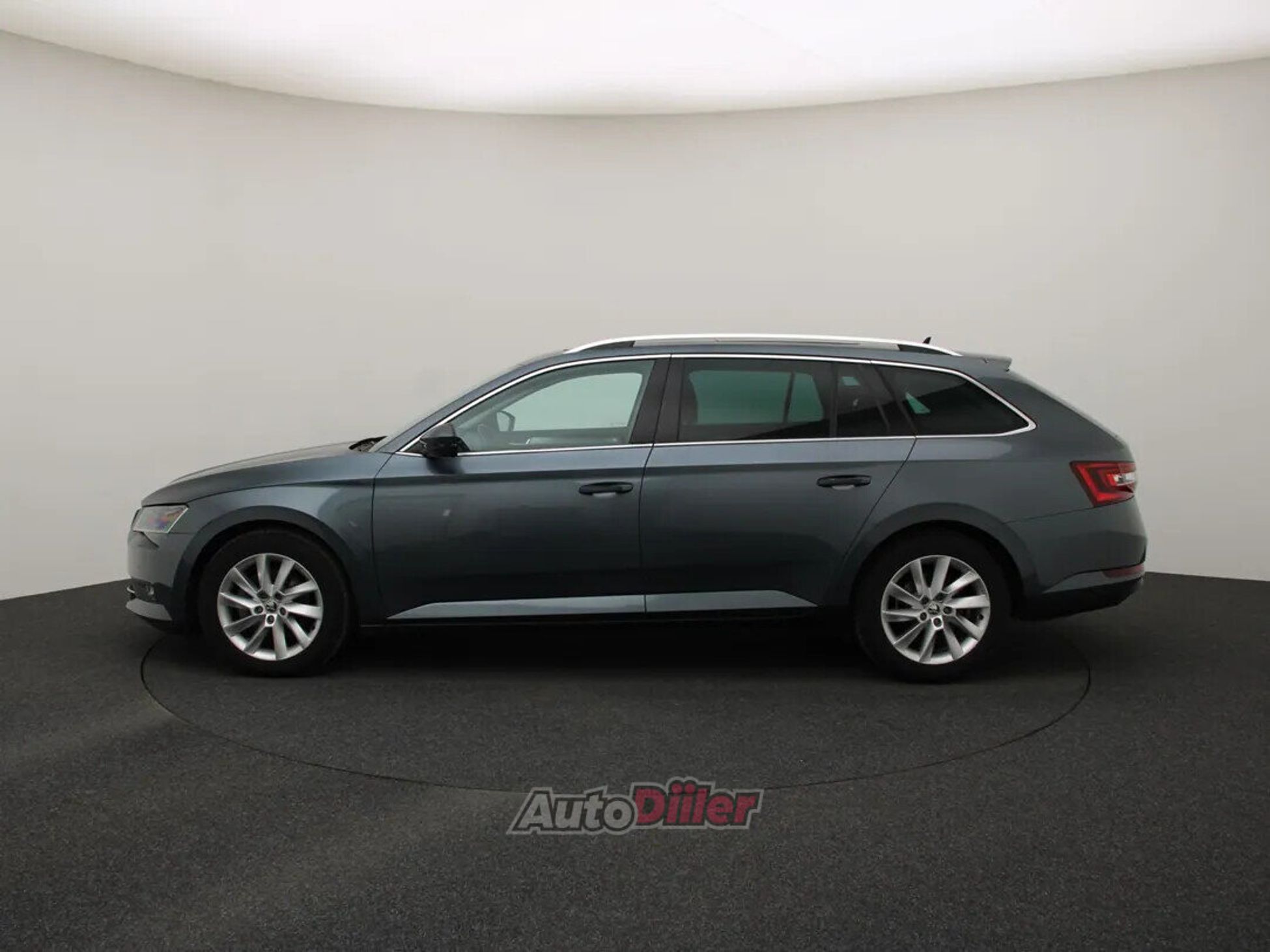Skoda Superb Ambition Business 1.4 110kW 2018, kuva 6/10