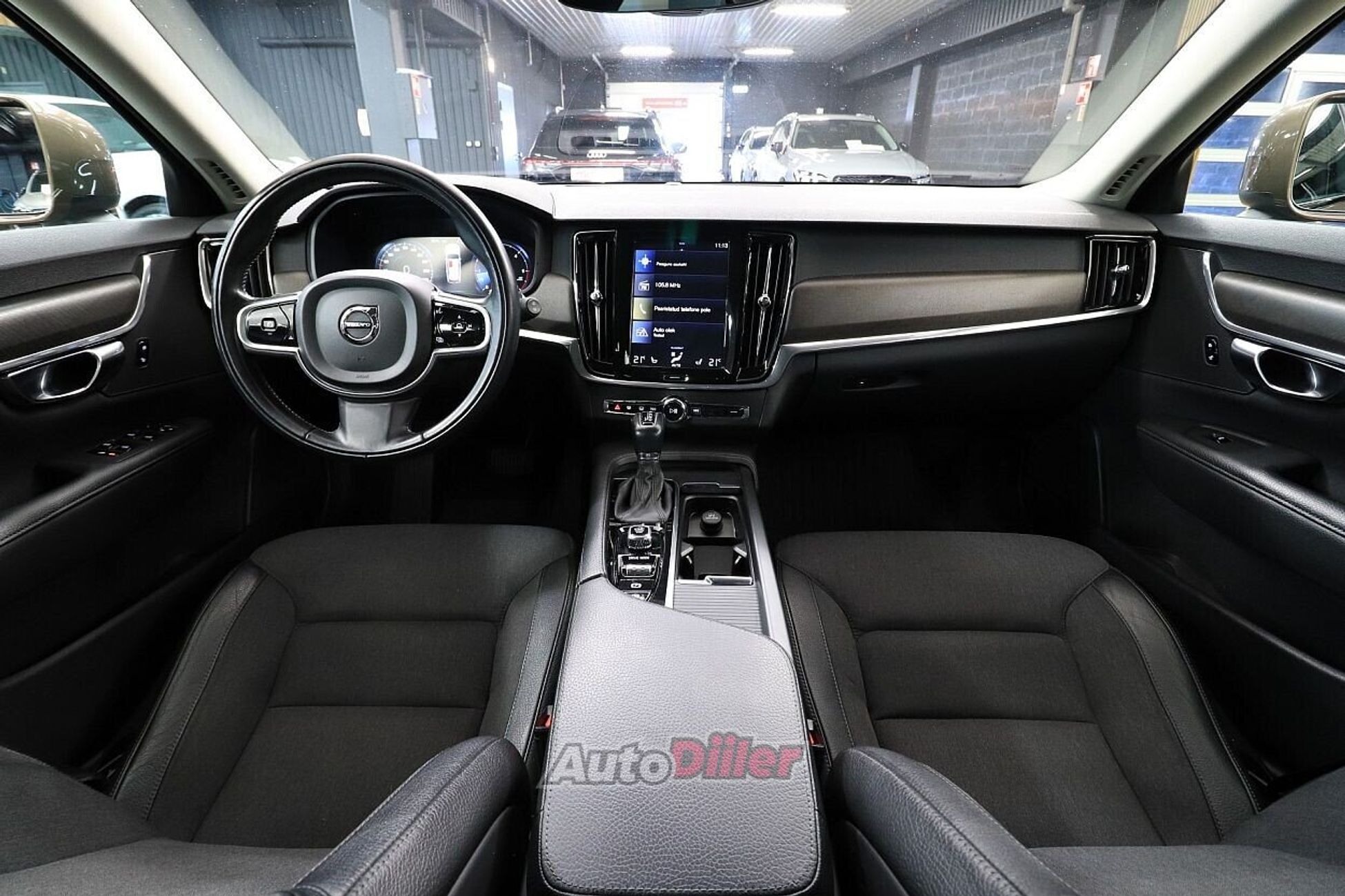 Volvo V90 Cross Country 2.0 140kW 2018, kuva 6/10