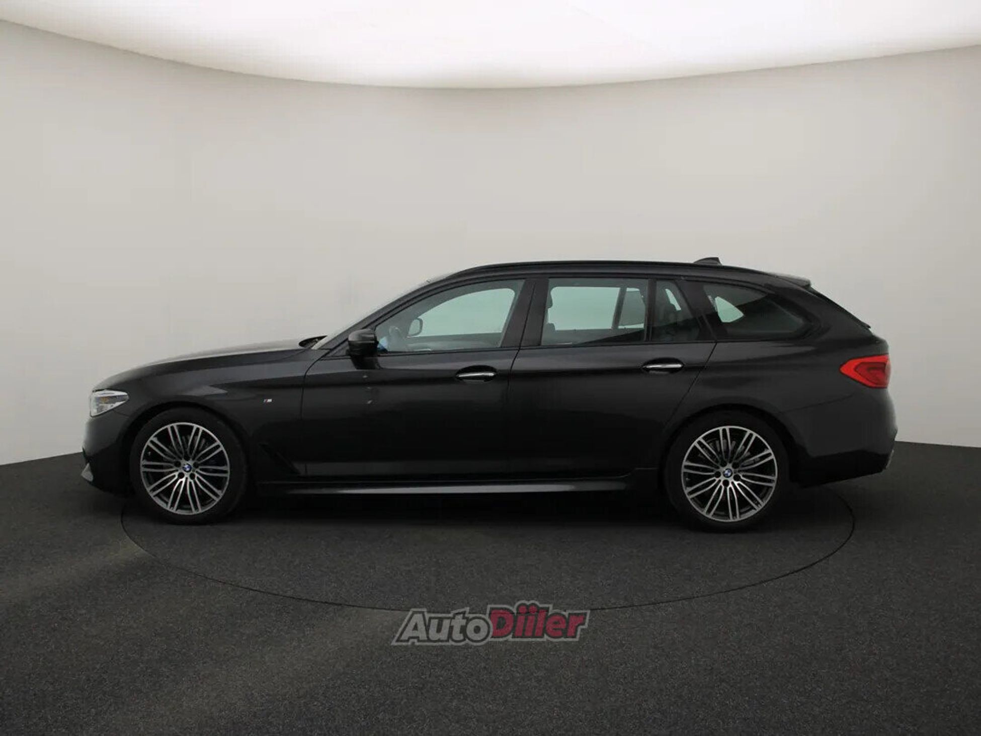 BMW 530 High Executive 2.0 185kW 2017, kuva 6/10
