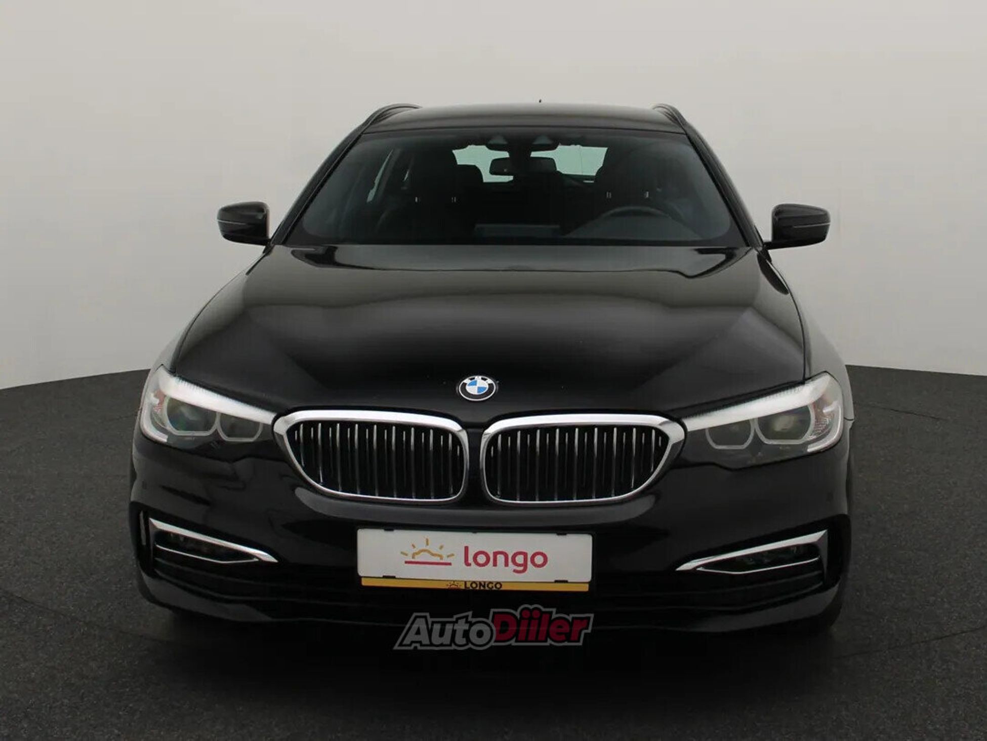 BMW 520 xDrive Luxury Line 2.0 140kW 2019, kuva 3/10
