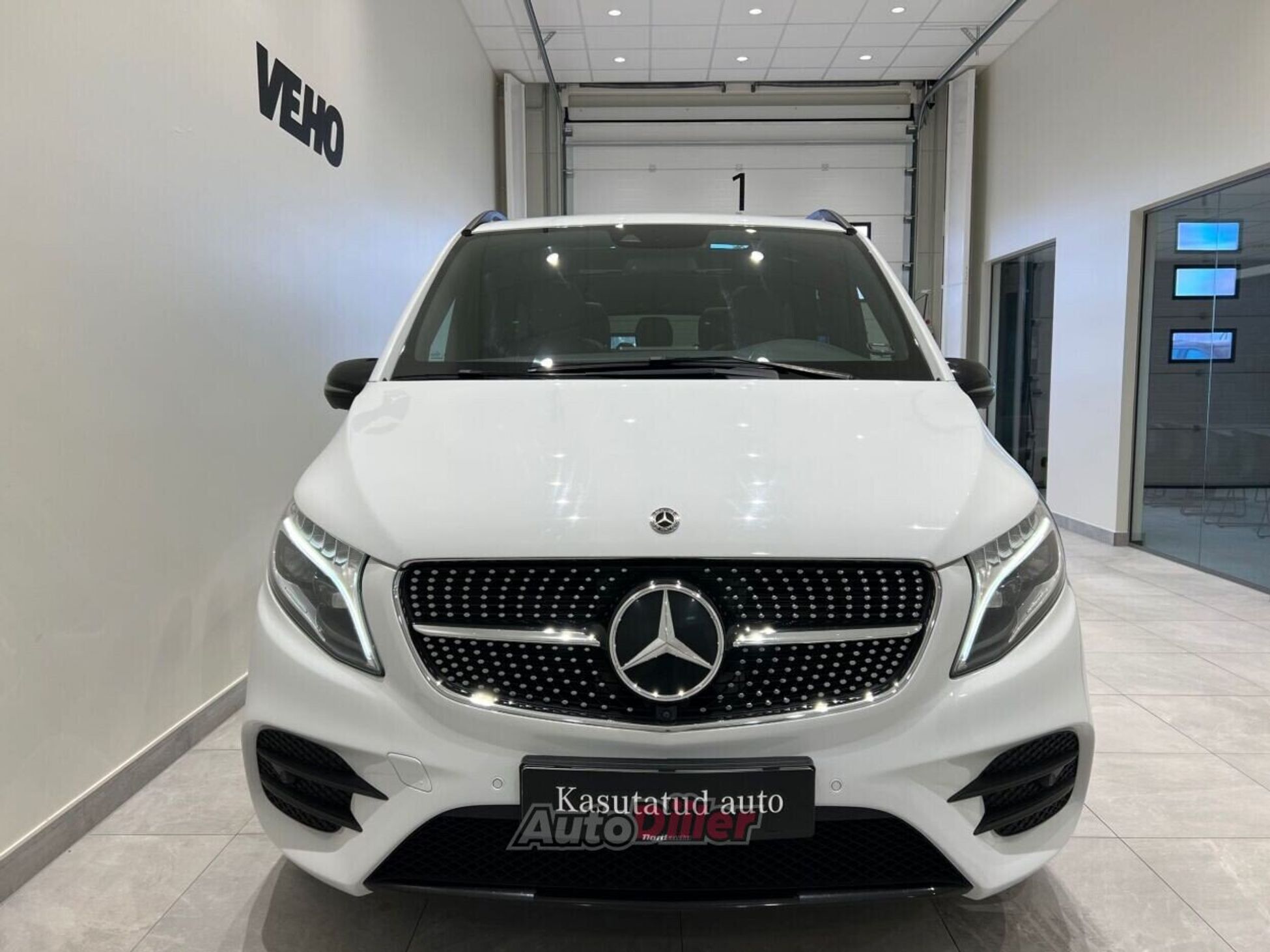 Mercedes-Benz V 300 2021, photo 5/10