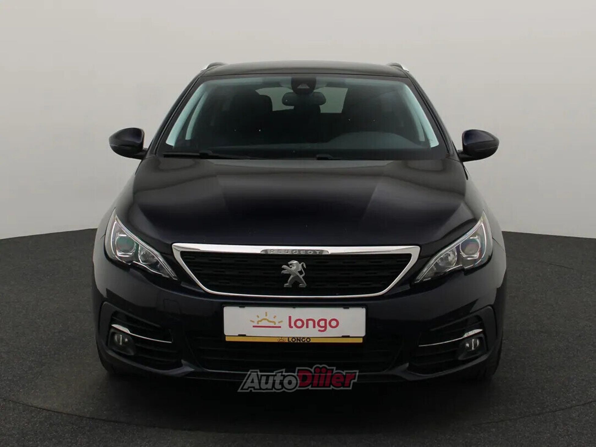 Peugeot 308 Executive 1.2 81kW 2018, kuva 3/10