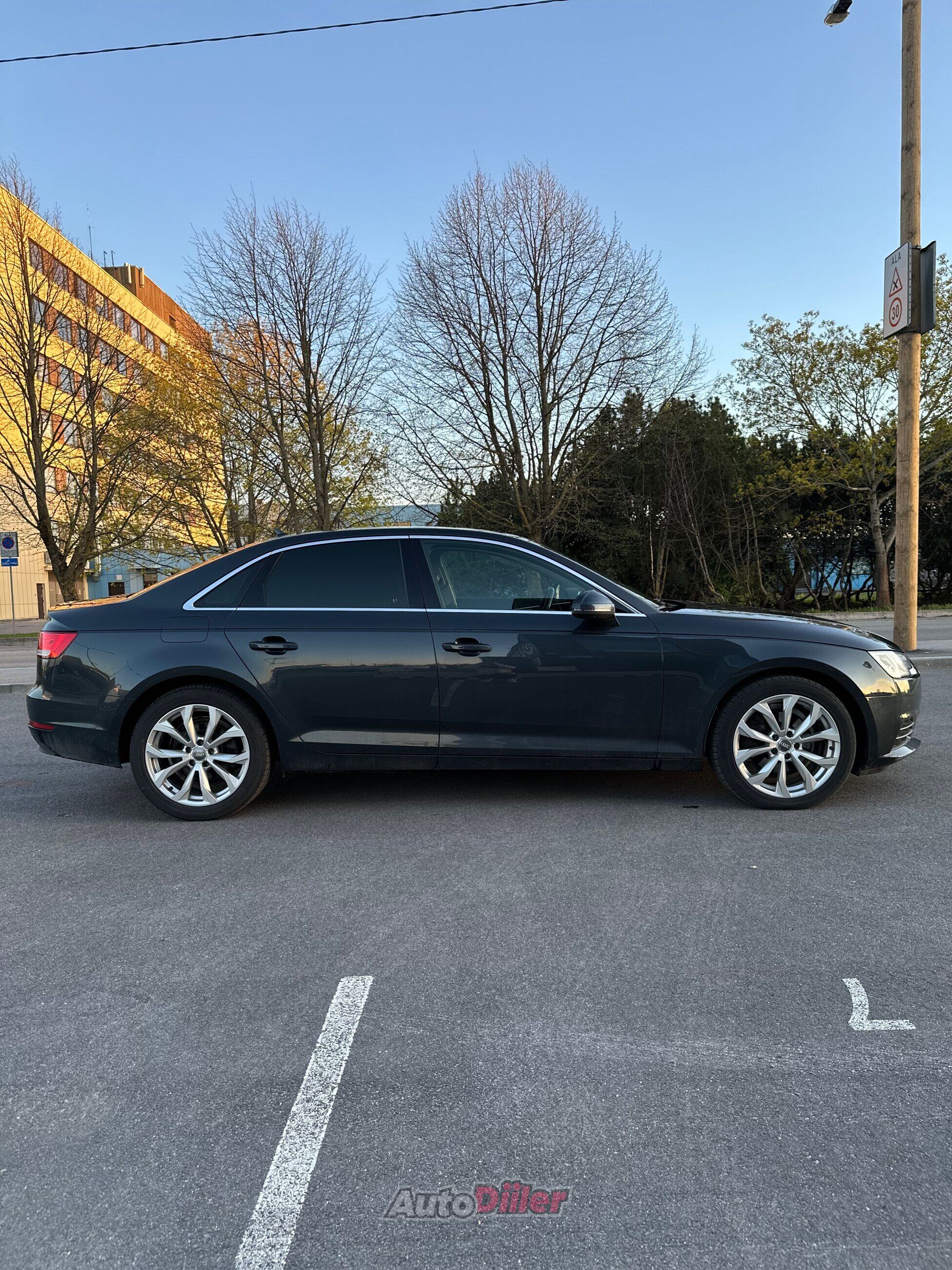 Audi A4 2.0 110kW 2015, kuva 6/10