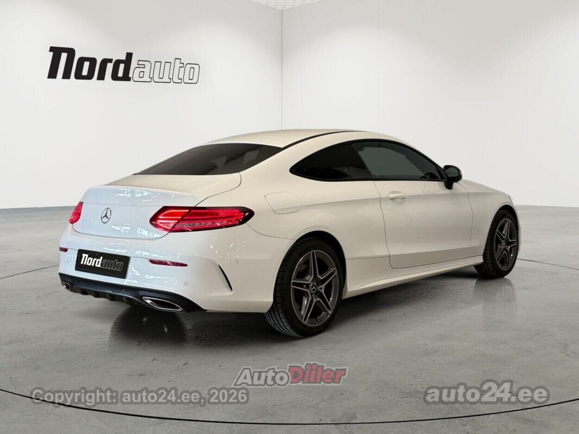 Mercedes-Benz C 200 2019, photo 2/10