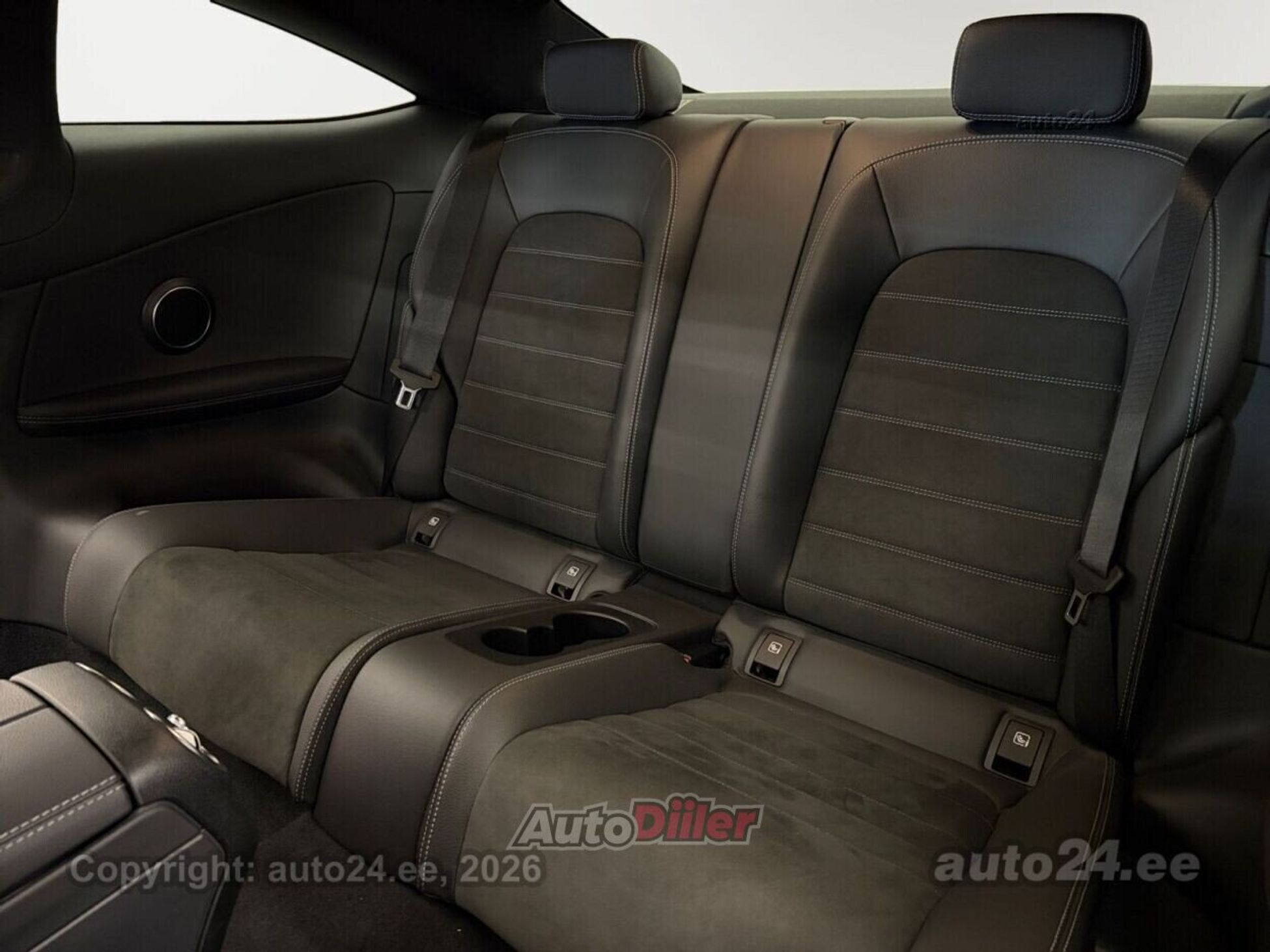 Mercedes-Benz C 200 2019, photo 6/10