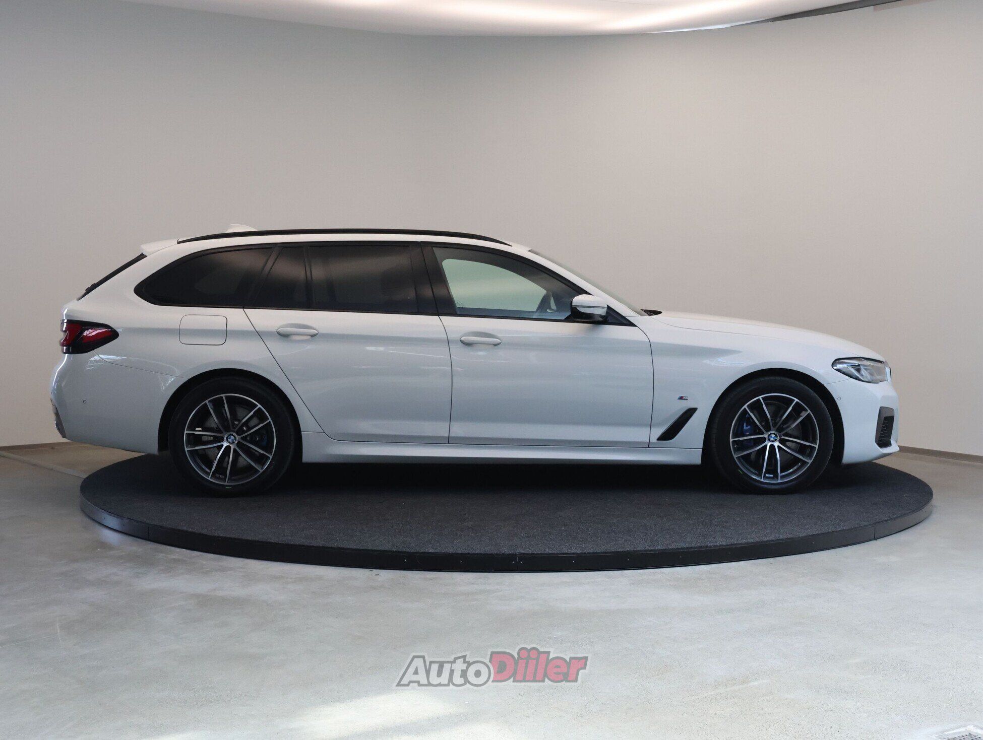 BMW 530 2021, kuva 4/10