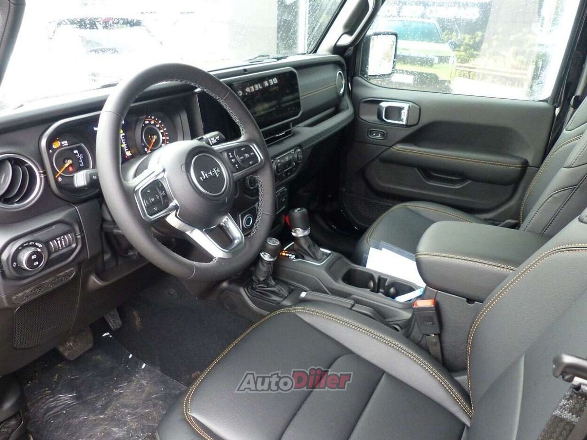 Jeep Wrangler 2026, photo 7/10