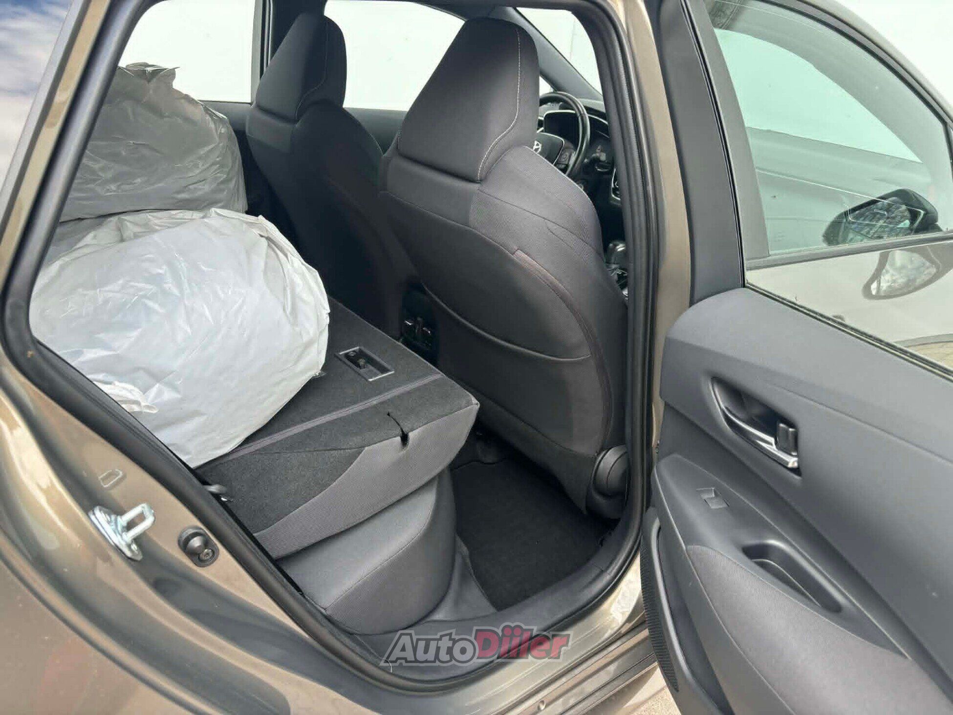 Toyota Corolla Active 1.2 85kW 2022, photo 7/10