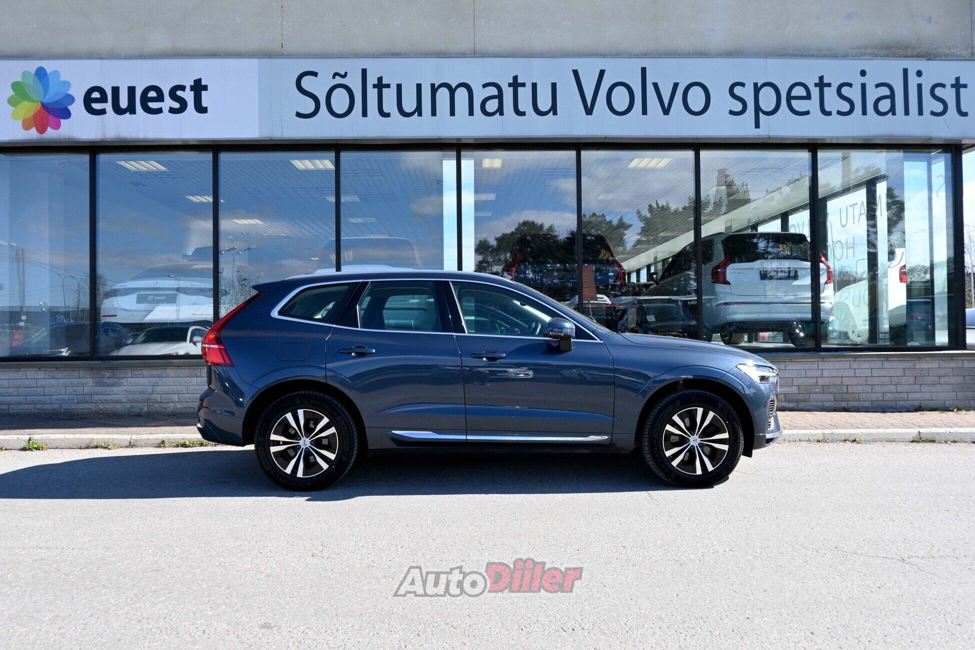 Volvo XC60 2022, photo 7/10