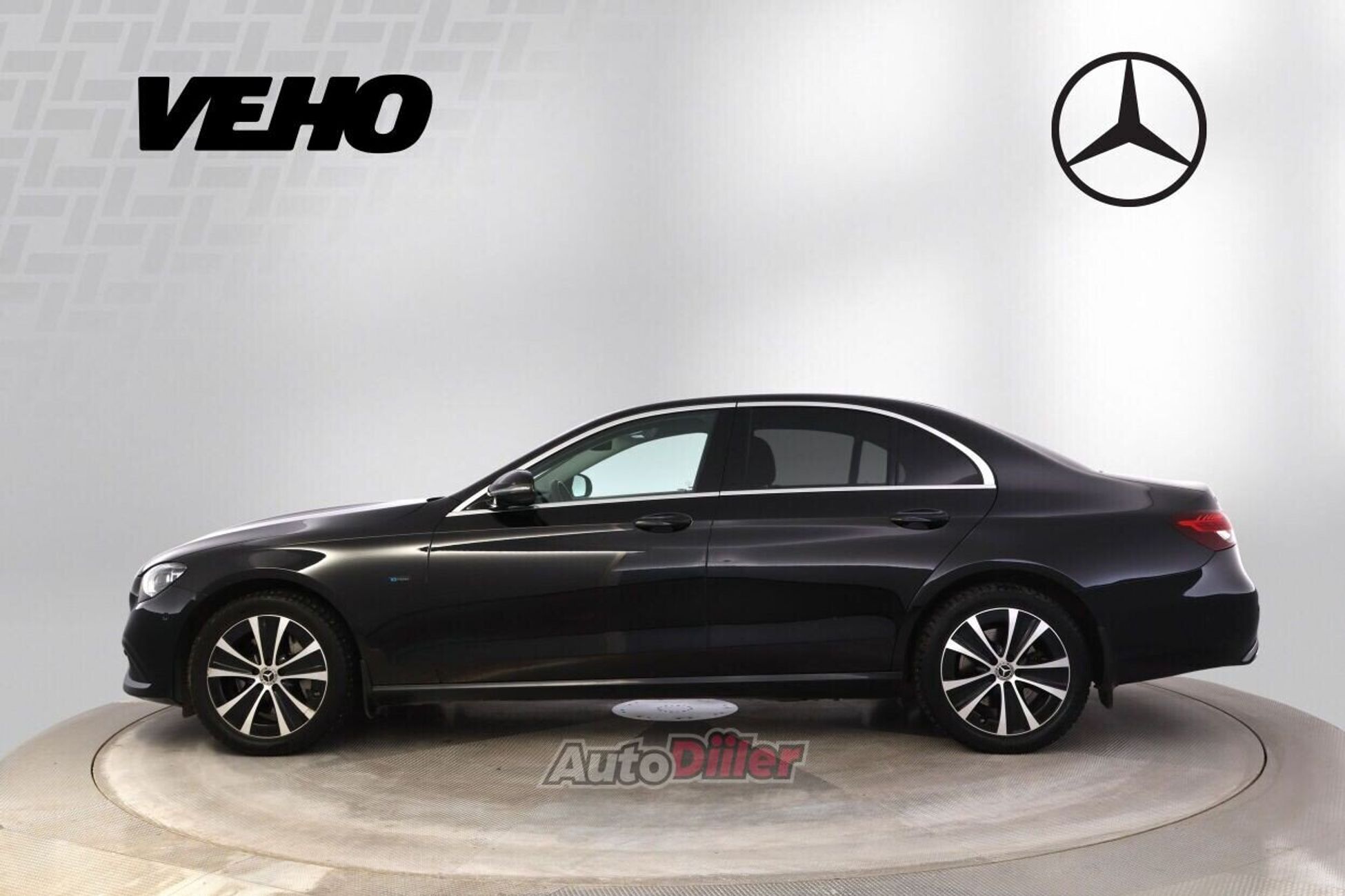 Mercedes-Benz E 300 2021, kuva 6/10