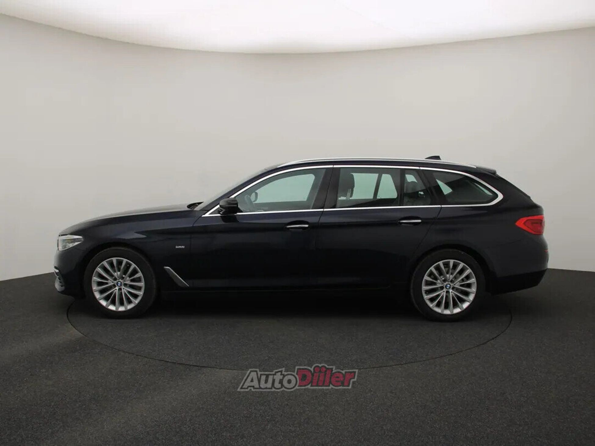 BMW 520 High Executive 2.0 140kW 2018, kuva 6/10