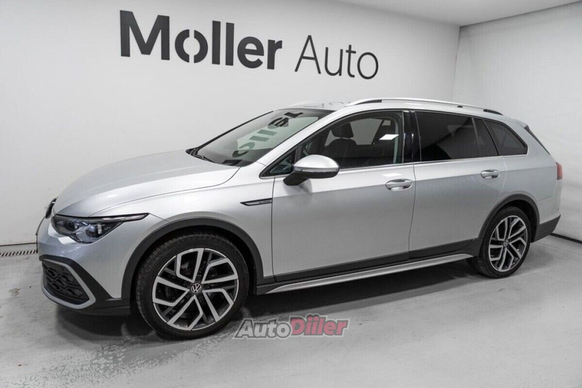 Volkswagen Golf 2.0 147kW 2023, photo 4/10
