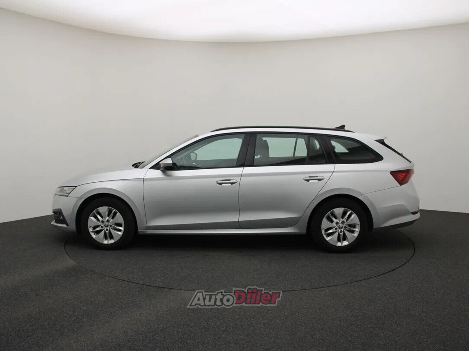 Skoda Octavia 2020, kuva 6/10