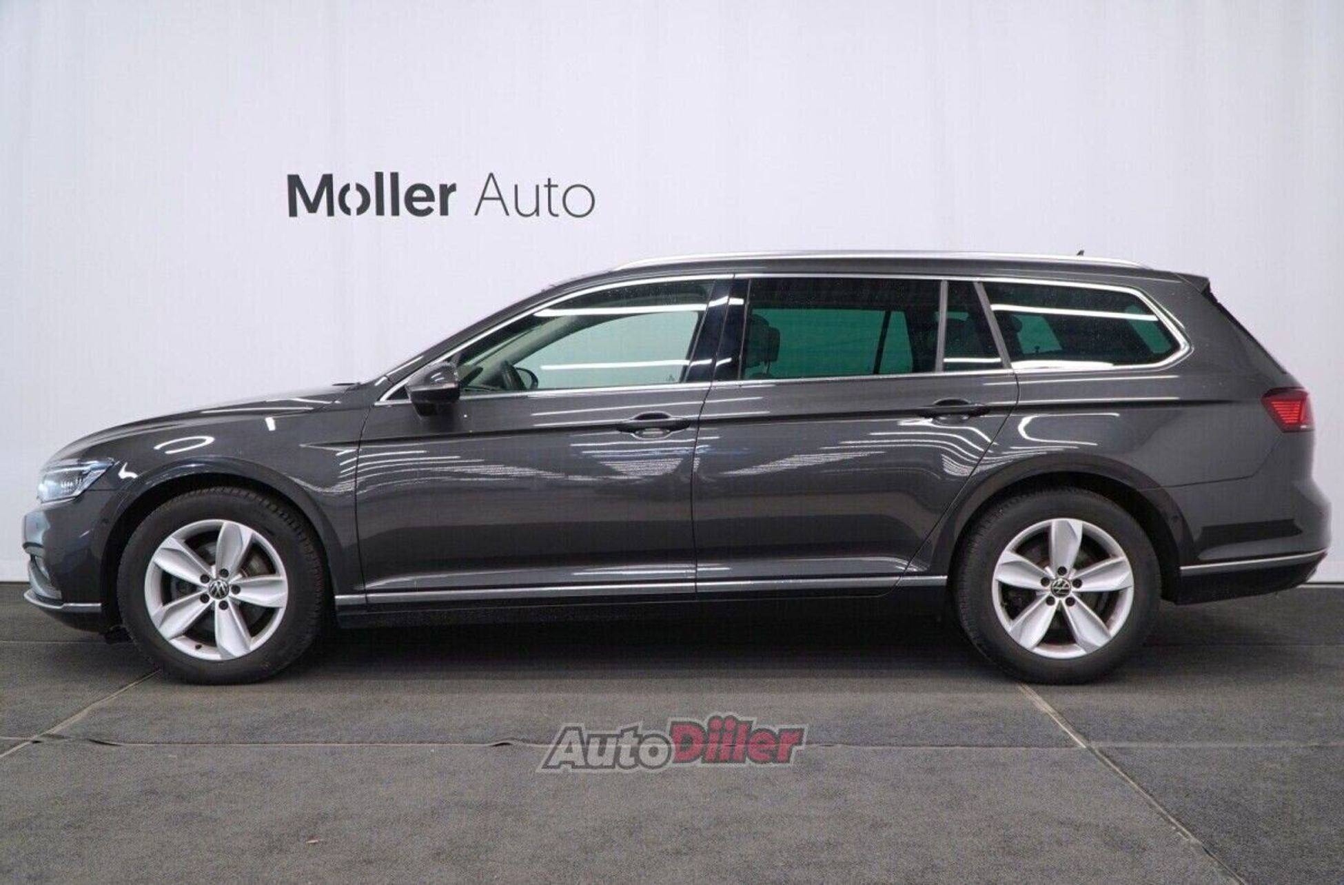 Volkswagen Passat 2.0 110kW 2022, photo 2/10