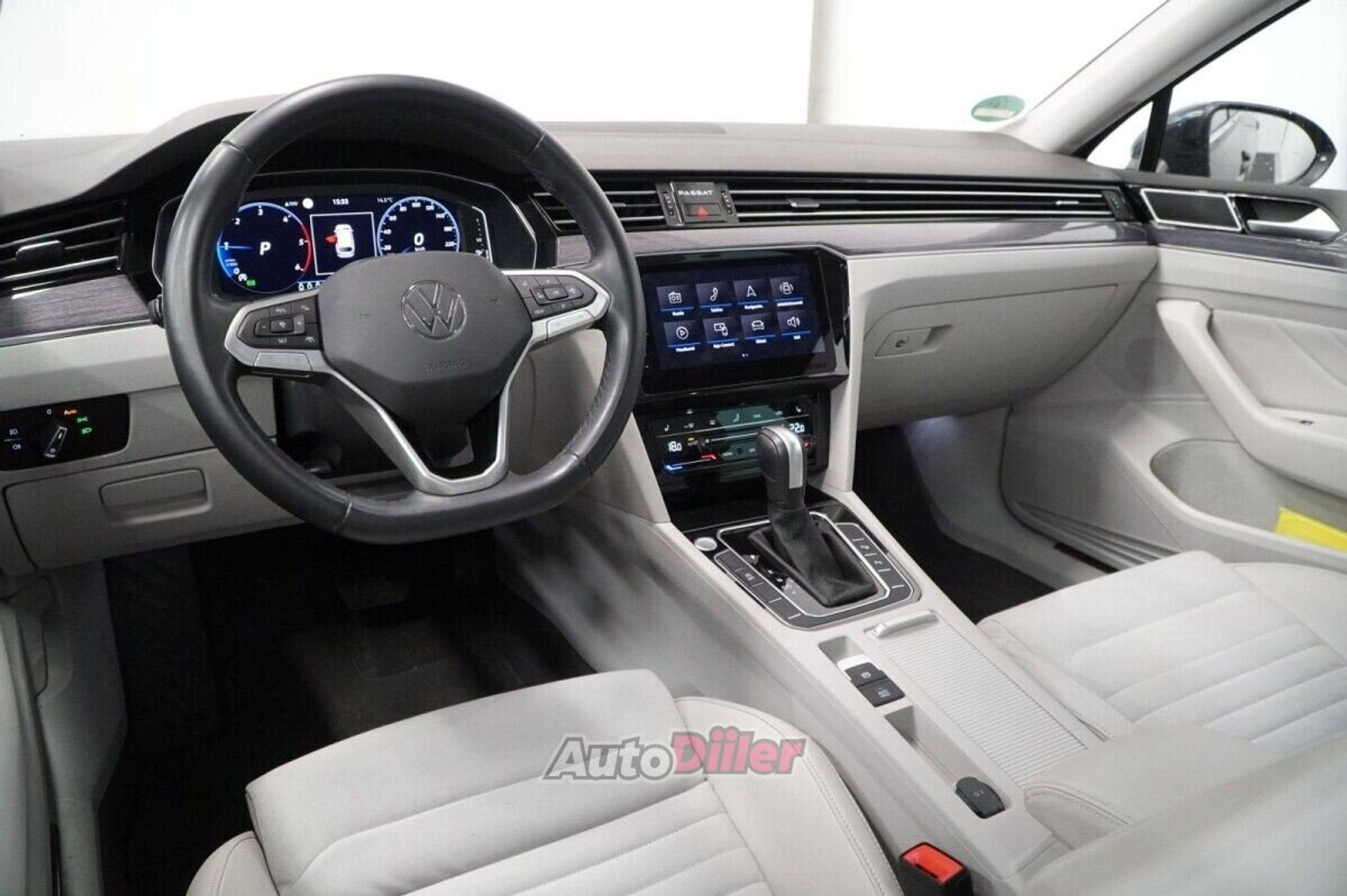 Volkswagen Passat 2.0 110kW 2022, photo 5/10