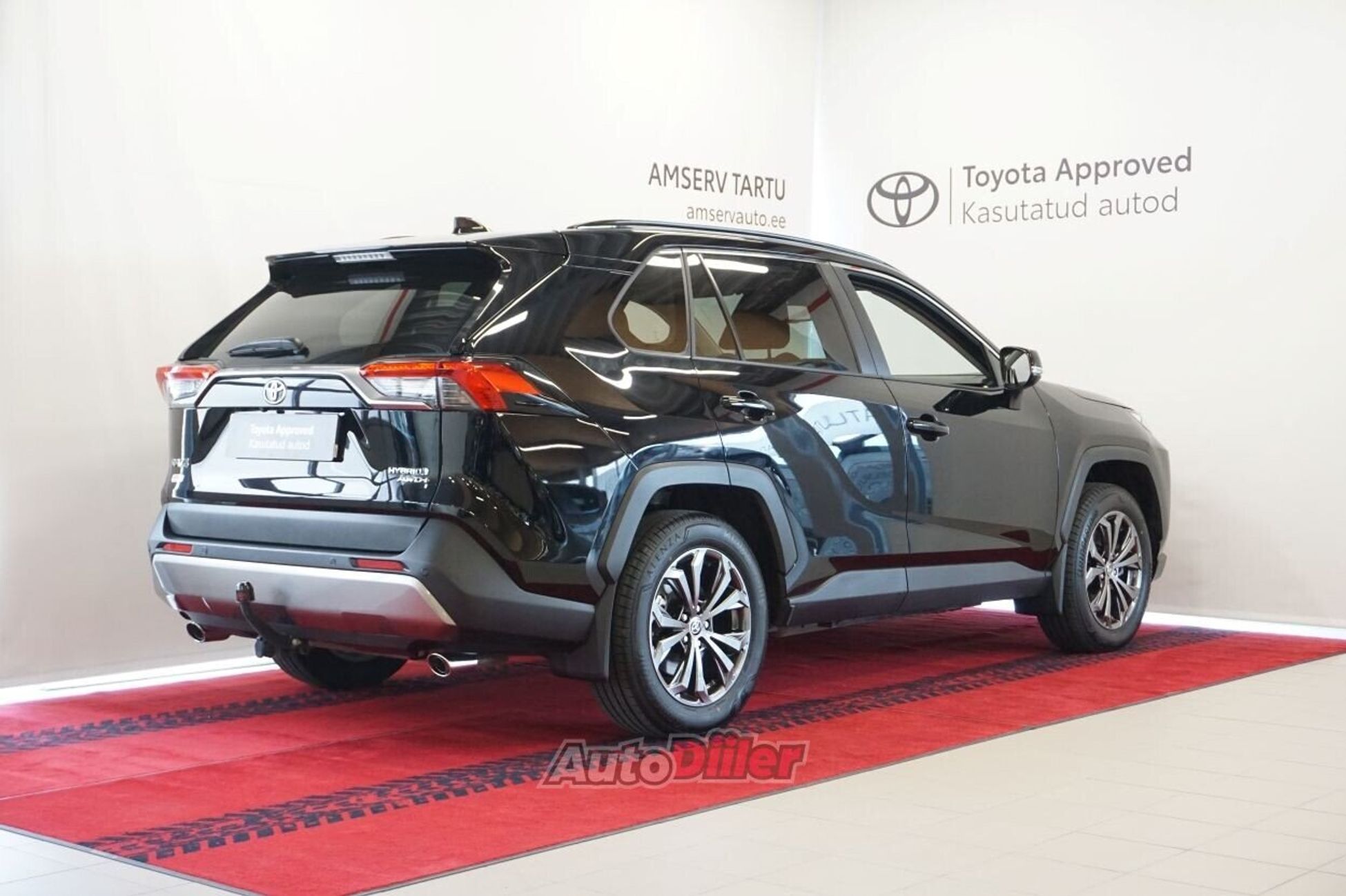 Toyota RAV4 2024, photo 2/10