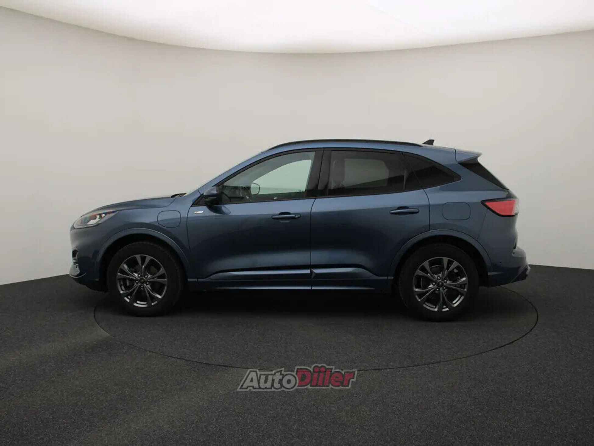 Ford Kuga ST-Line X 2.5 165kW 2023, photo 6/10