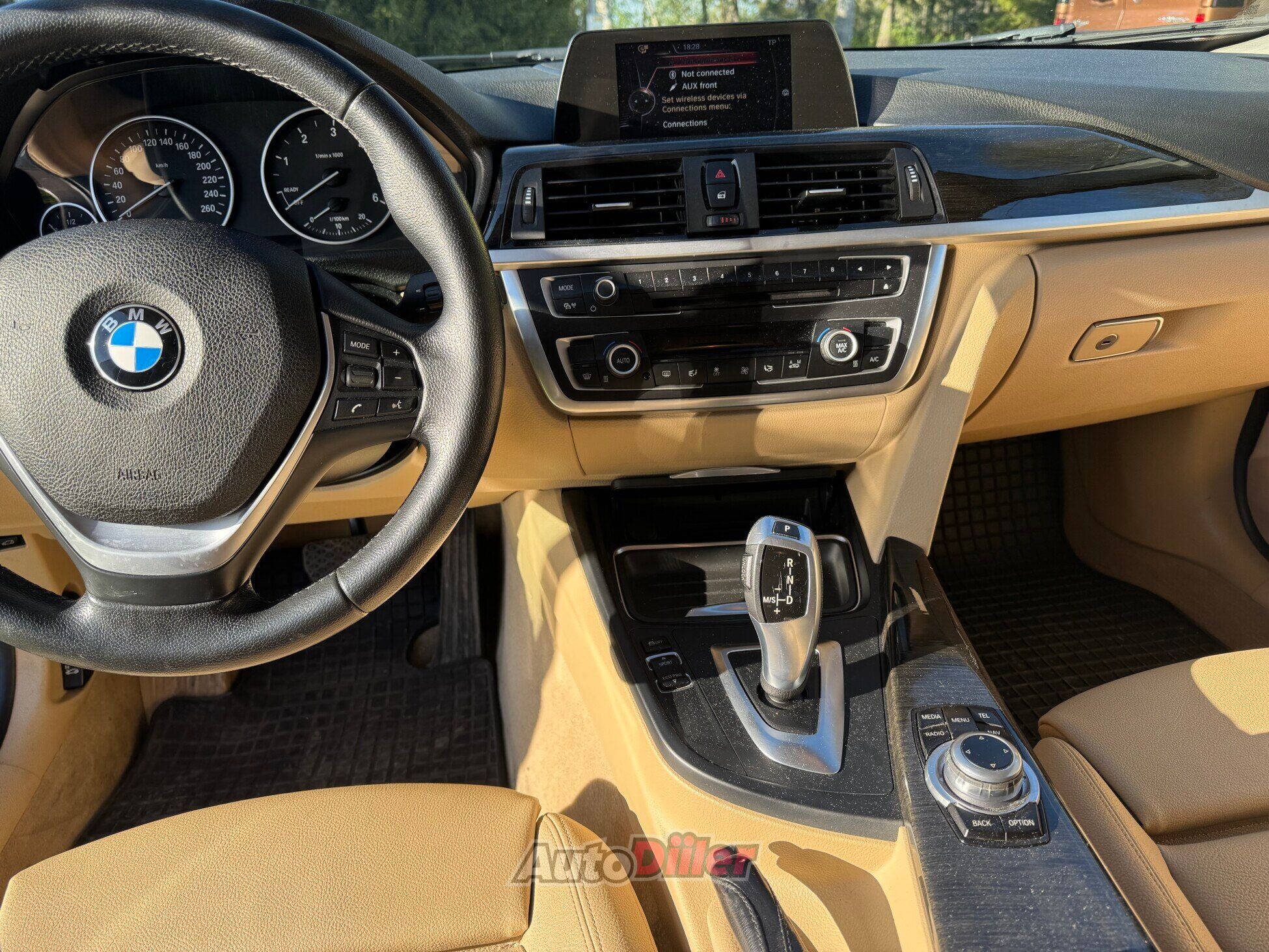BMW 318 2.0 100kW 2015, kuva 6/8