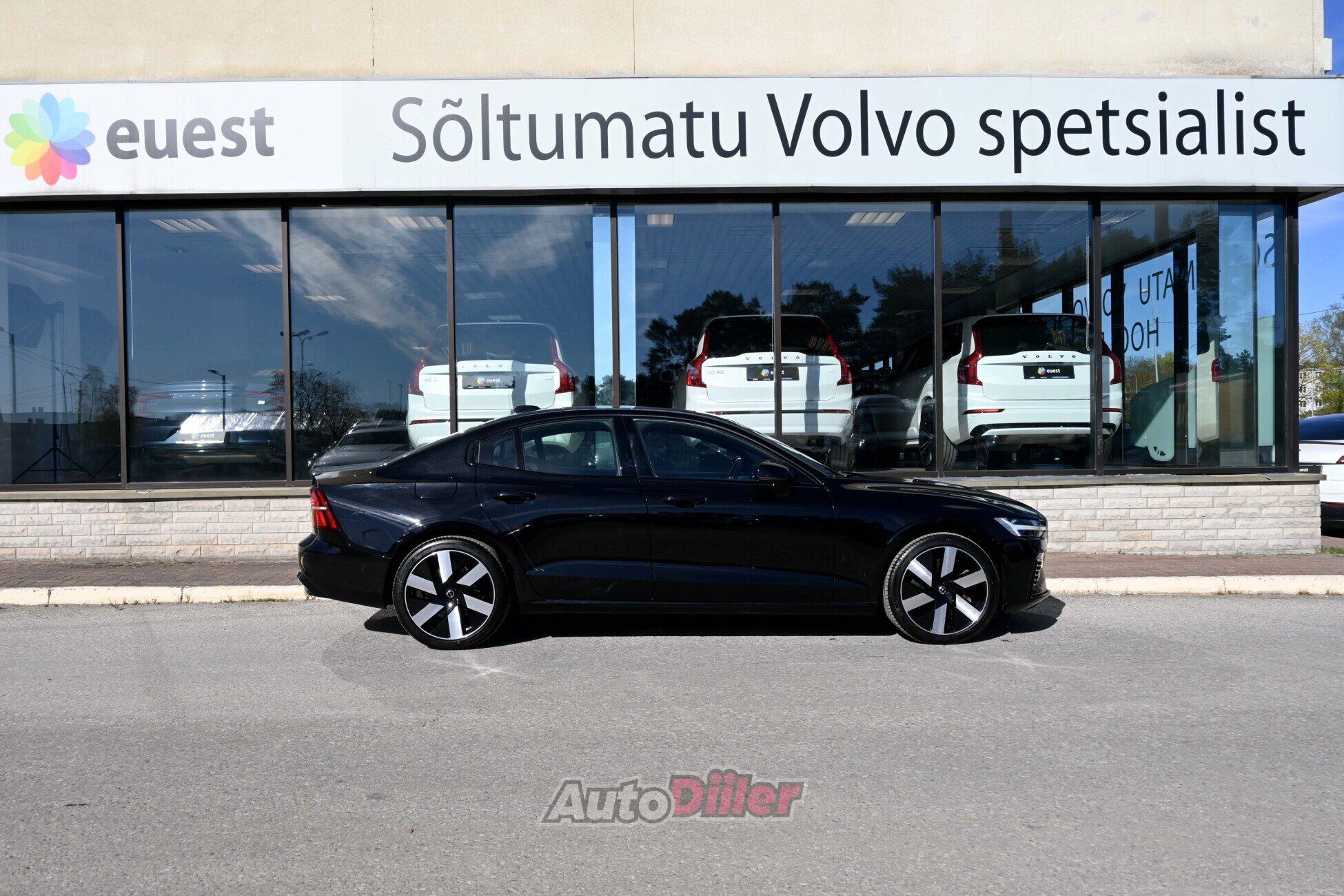 Volvo S60 2024, kuva 7/10