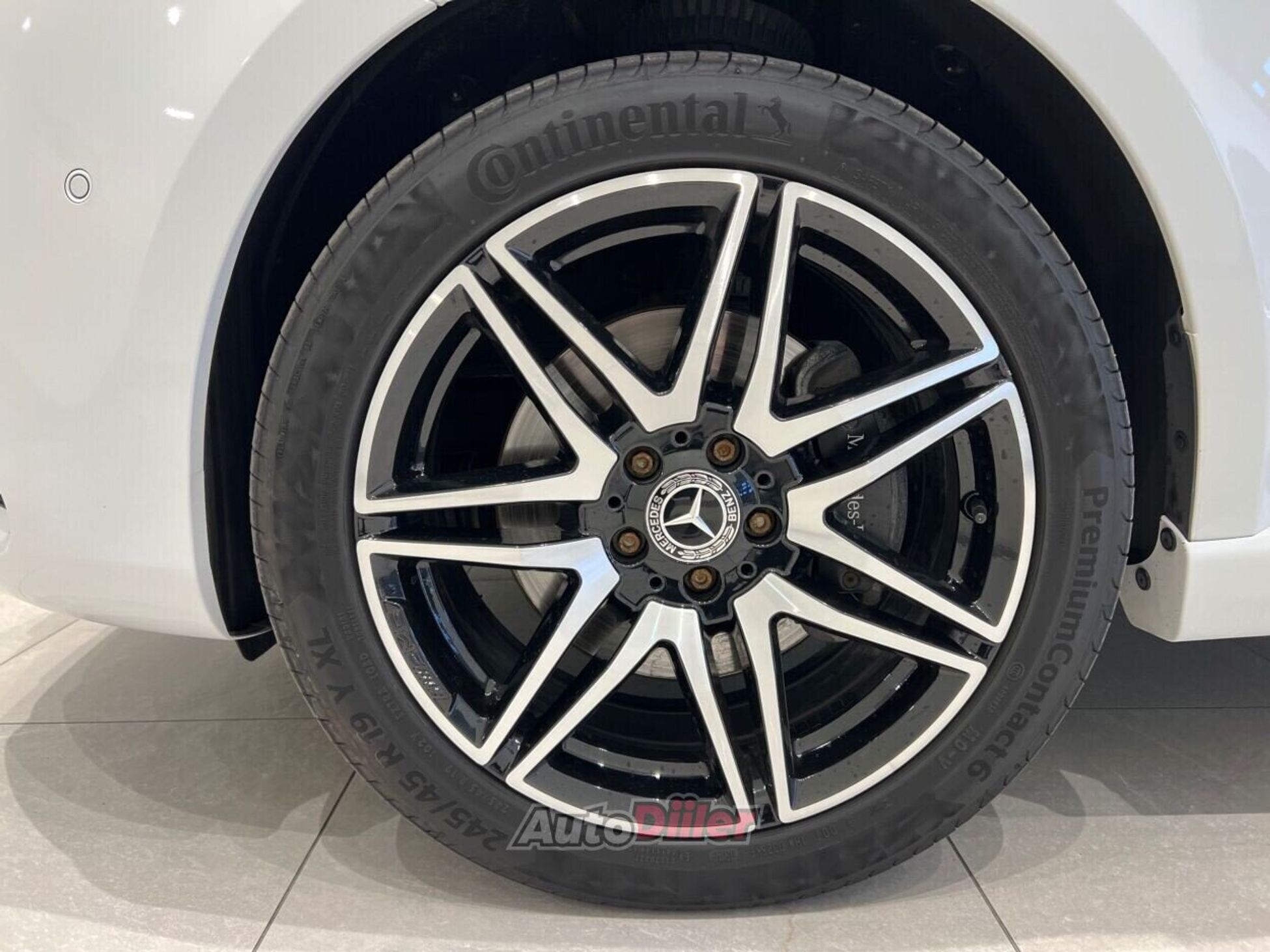 Mercedes-Benz V 250 2023, kuva 7/10