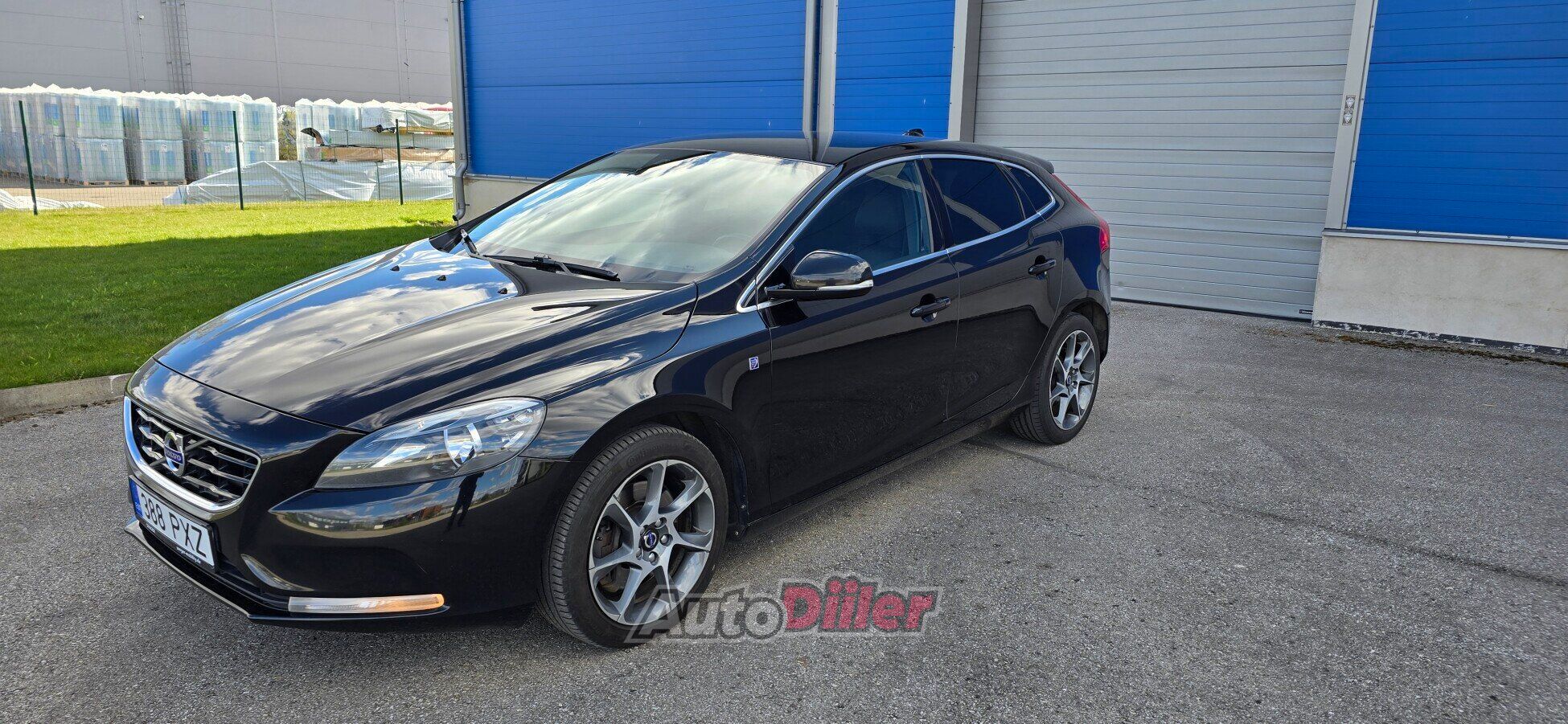 Volvo V40 OCEAN RACE 2.0 88kW 2016, kuva 2/10