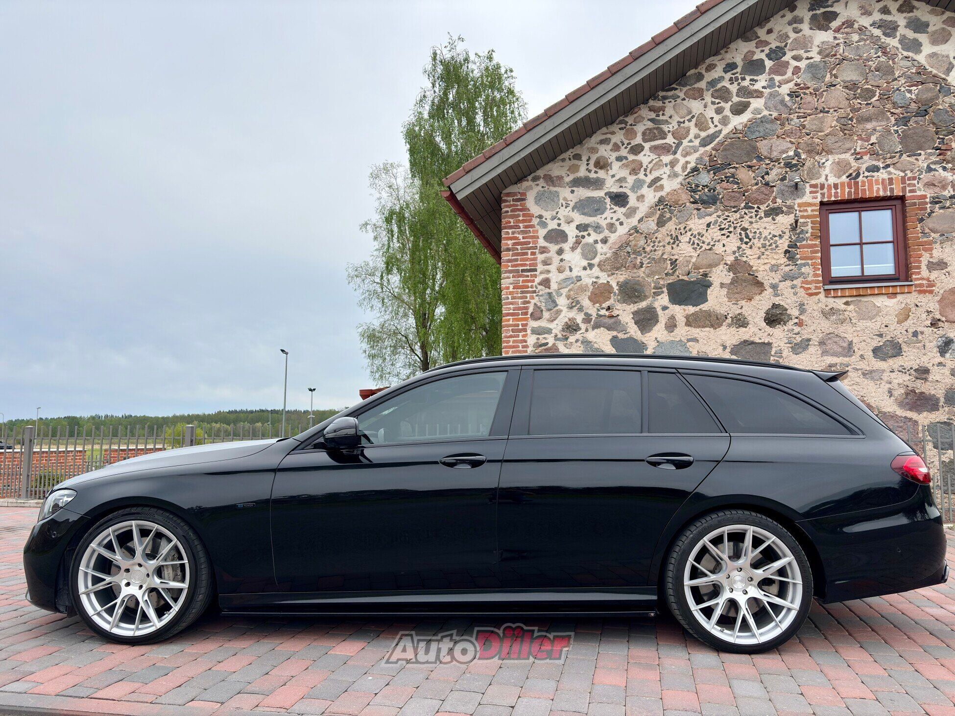 Mercedes-Benz E 300 2.0 225kW 2021, kuva 3/10