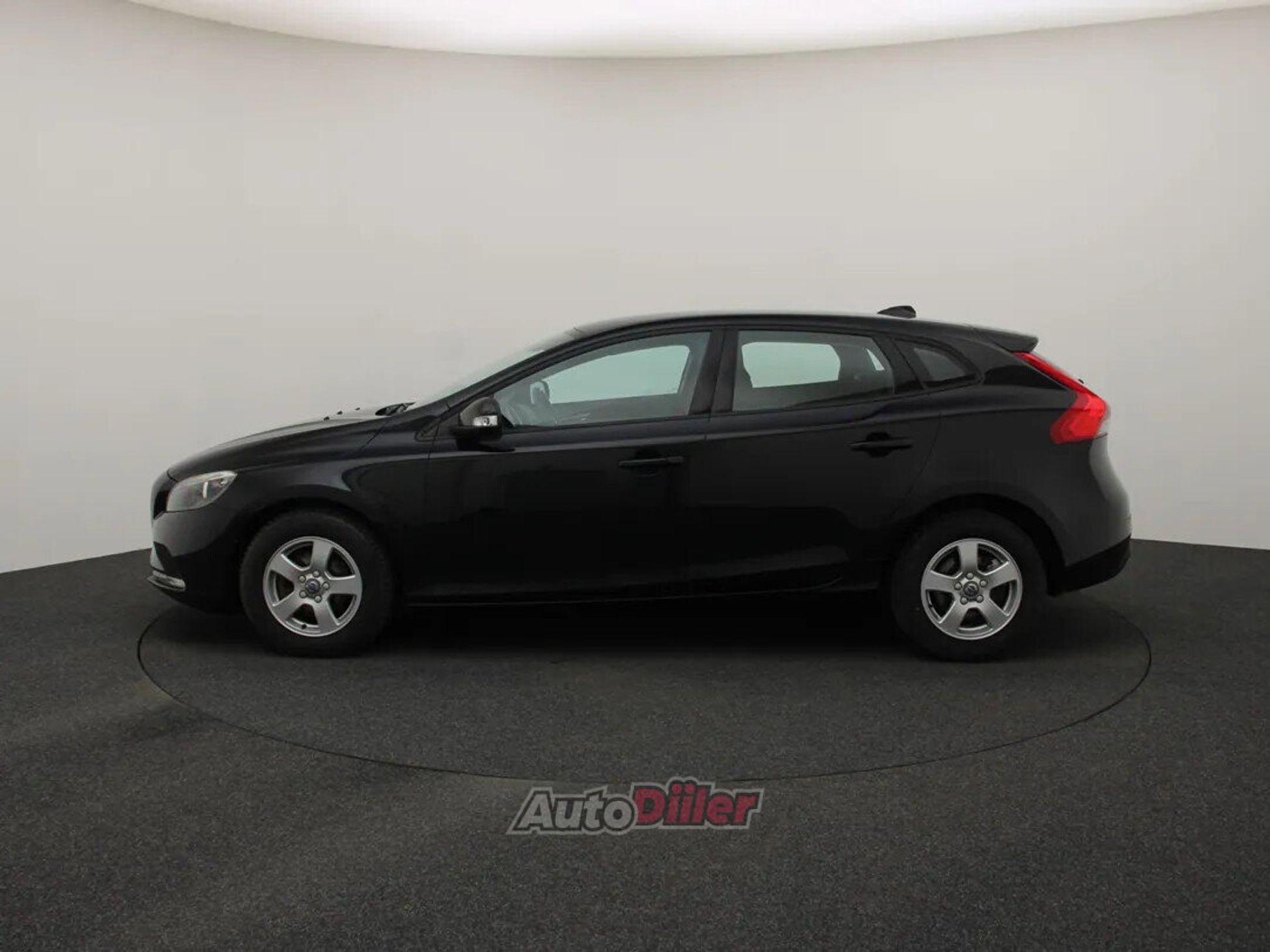 Volvo V40 Summum 1.6 84kW 2015, kuva 6/10