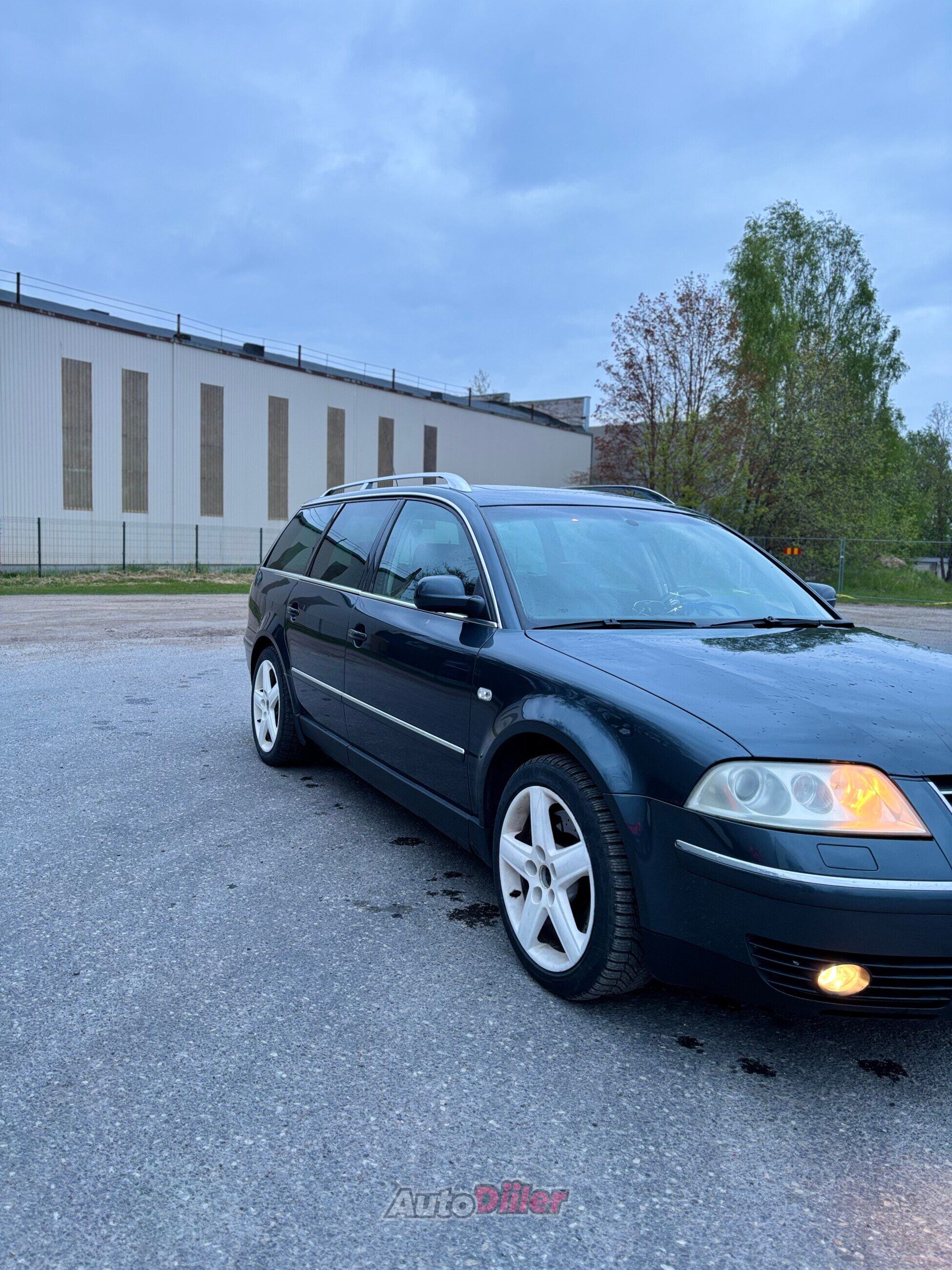 Volkswagen Passat Variant W8 2002, photo 3/10