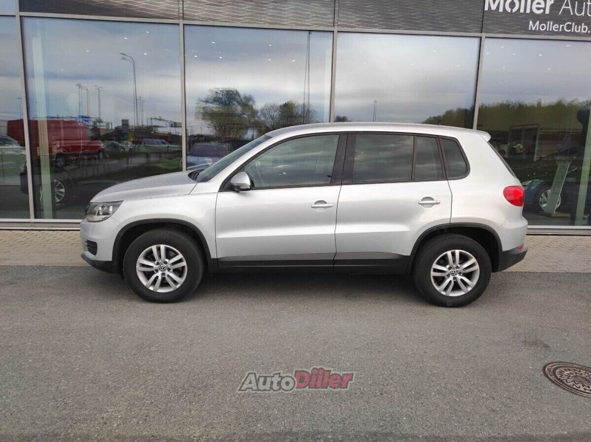 Volkswagen Tiguan 2.0 81kW 2012, photo 2/10