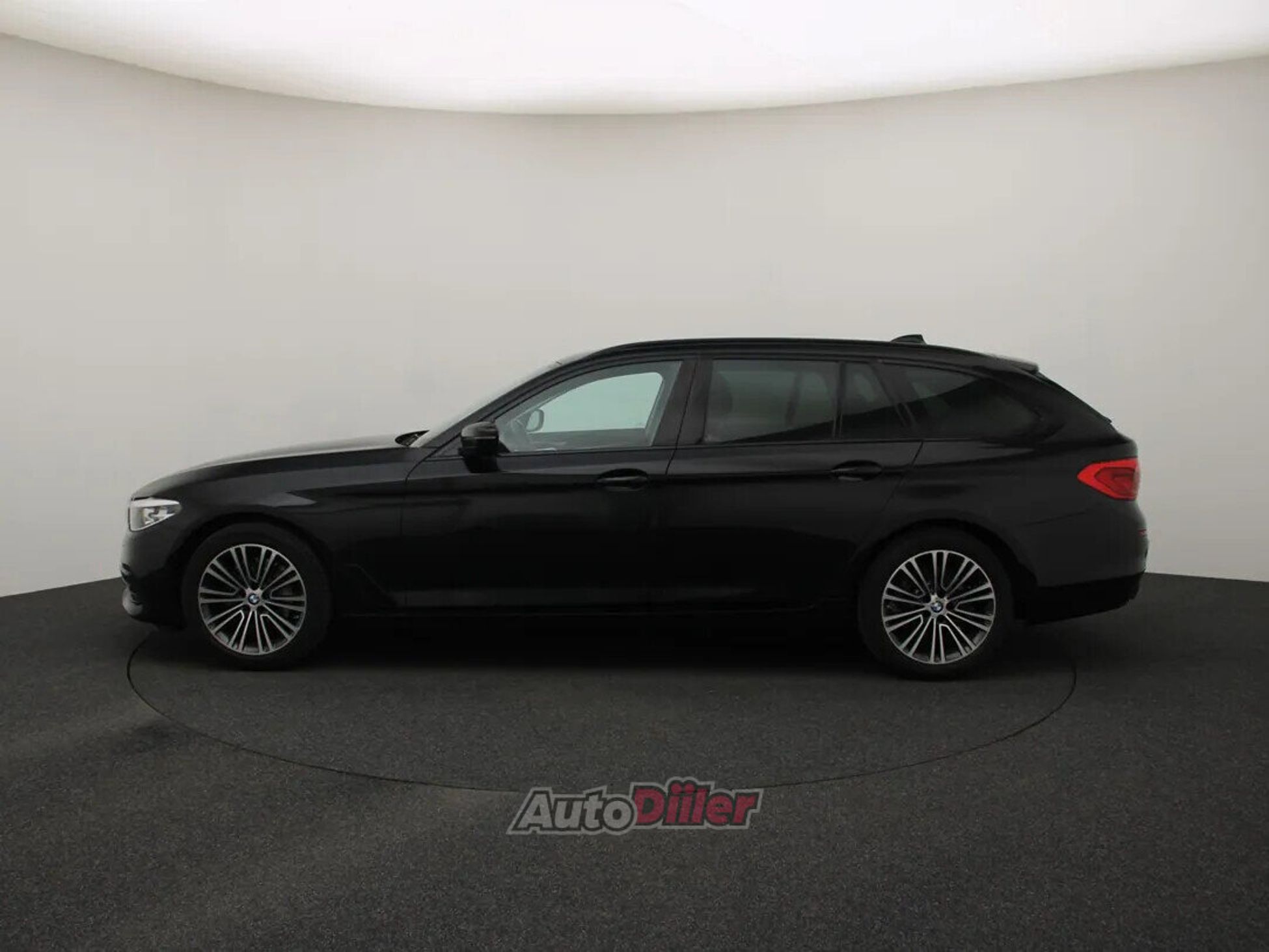 BMW 525 Sportline 2.0 170kW 2019, photo 6/10