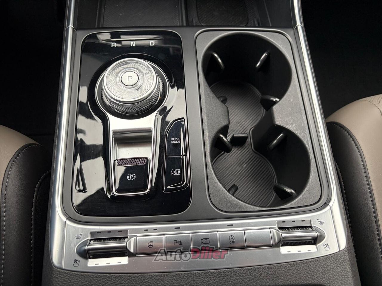 Kia Carnival Noblesse 148kW