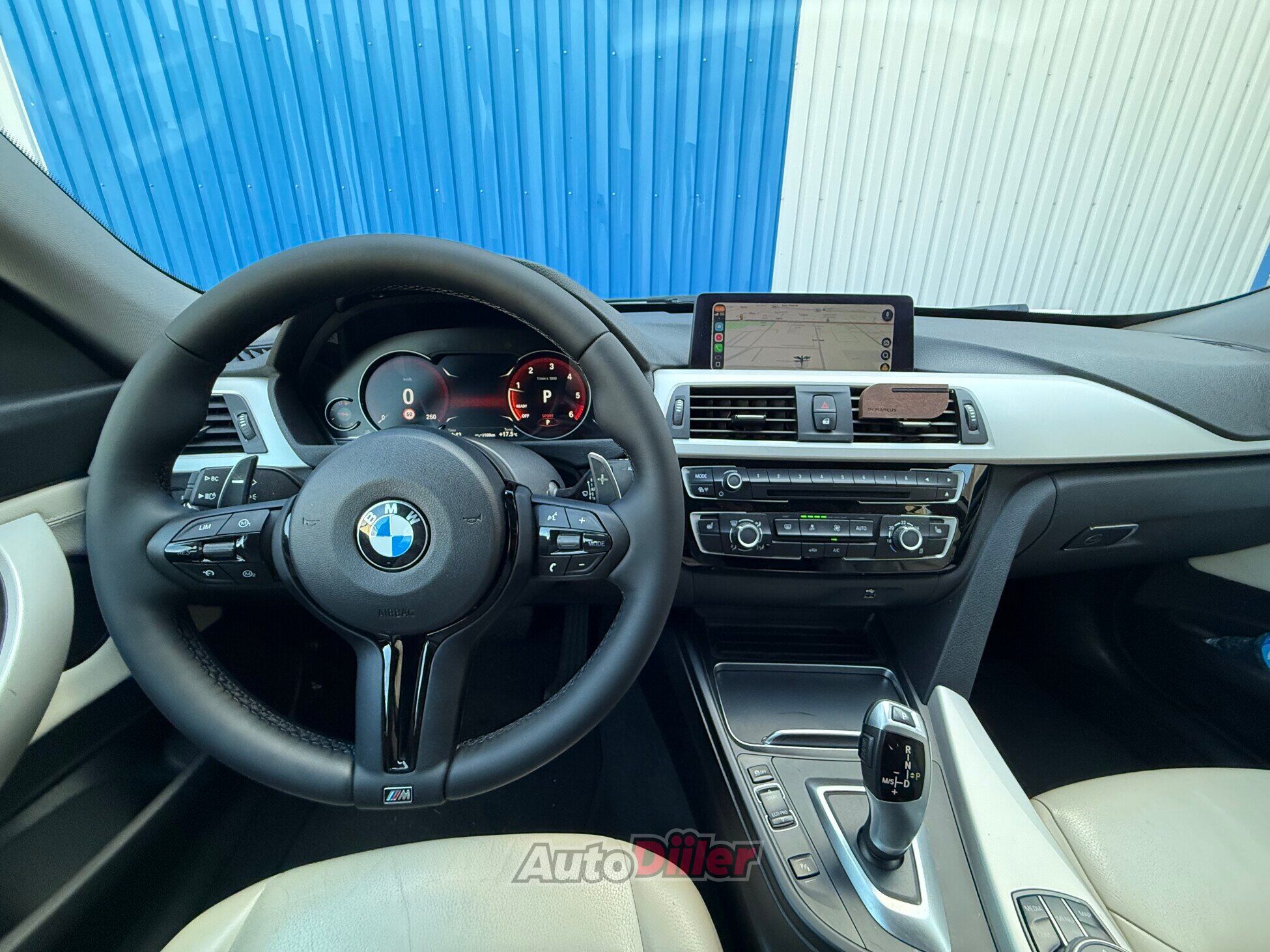 BMW 320