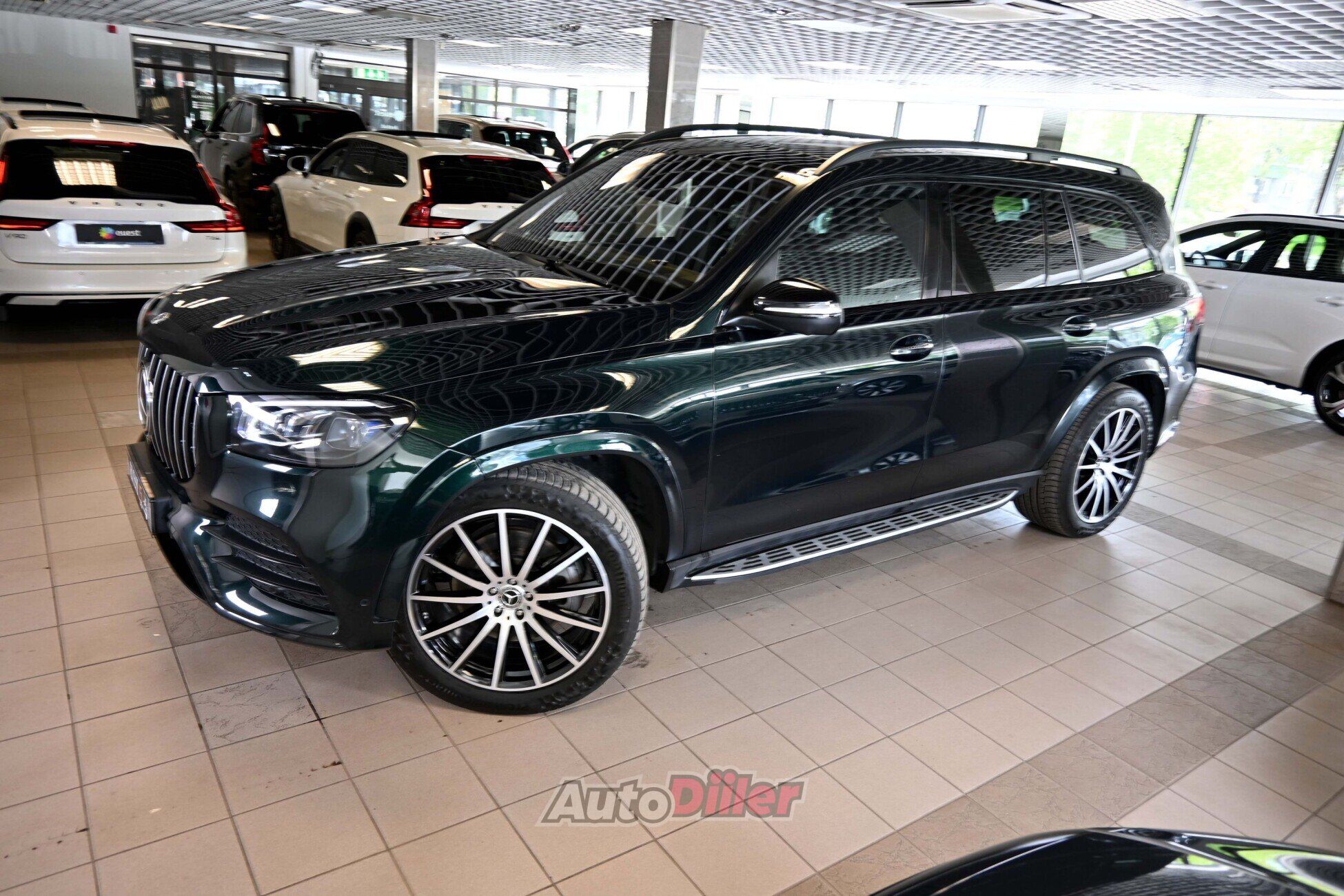 Mercedes-Benz GLS 400 2023, photo 6/10