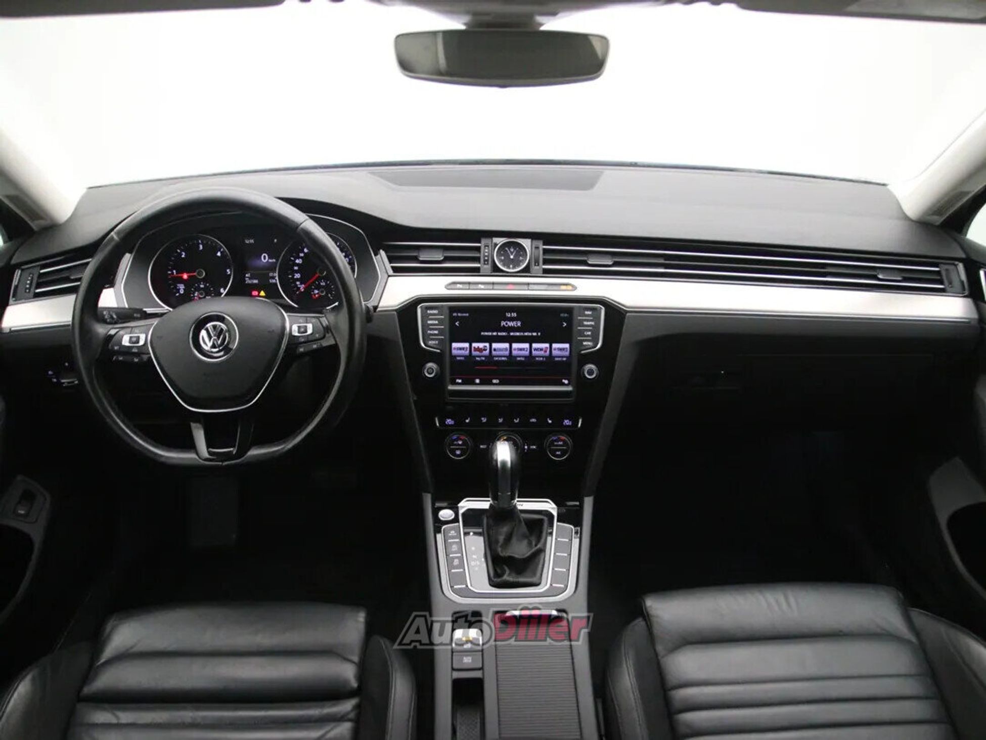 Volkswagen Passat Highline 2.0 176kW 2014, photo 2/10