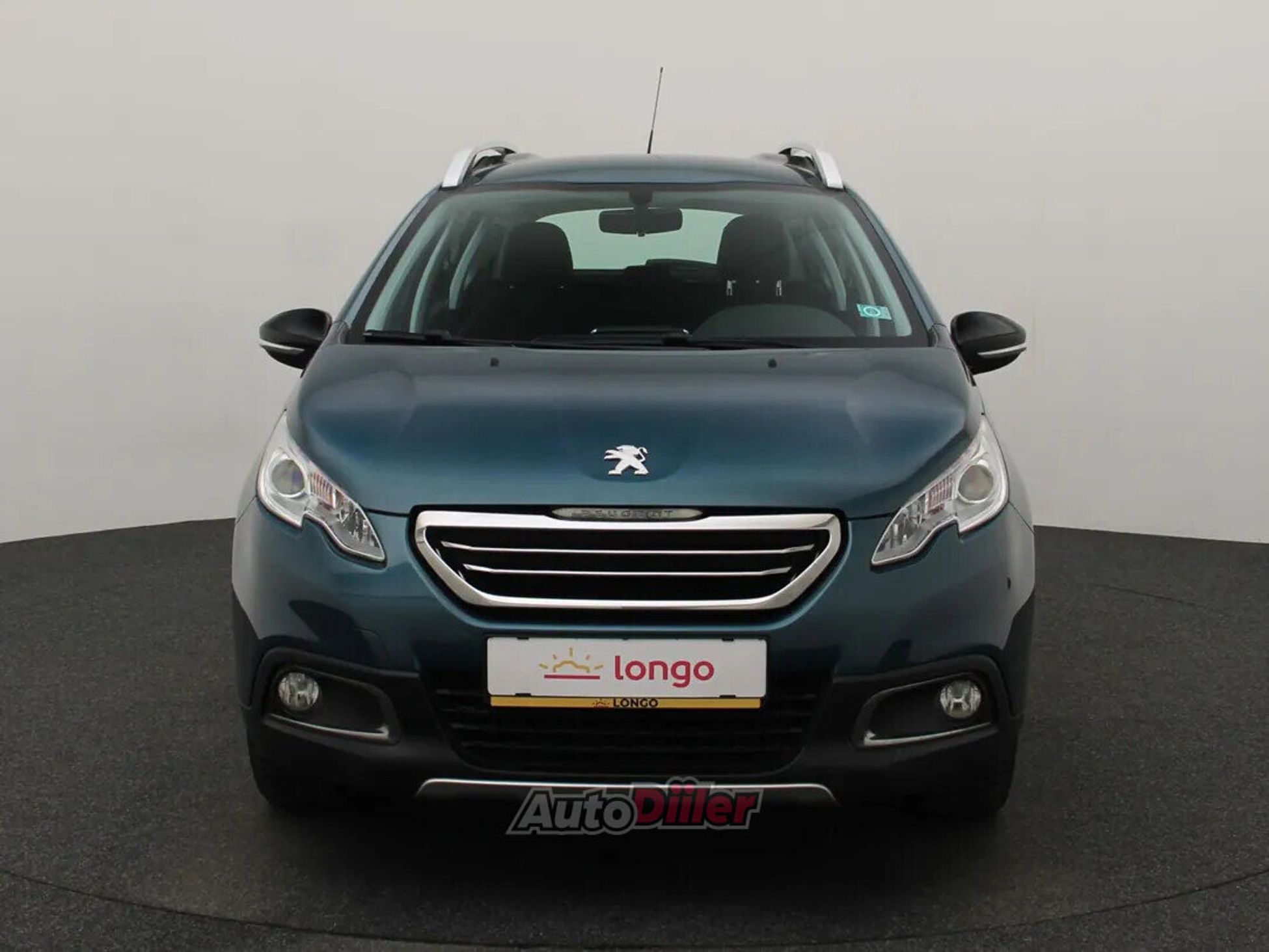 Peugeot 2008 Urban Cross 1.2 81kW 2016, photo 3/10