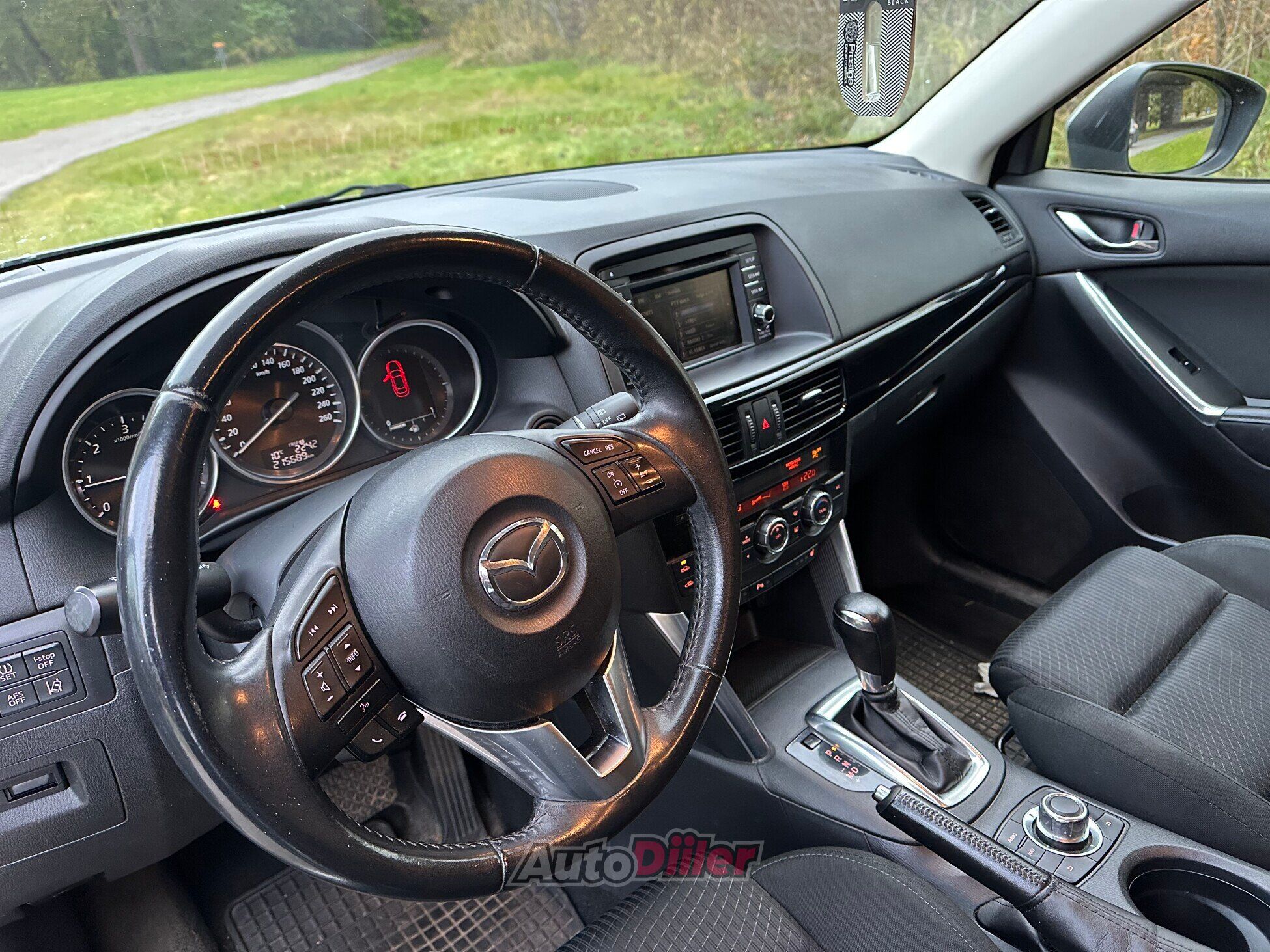 Mazda CX-5 2.2 110kW 2014, kuva 7/8