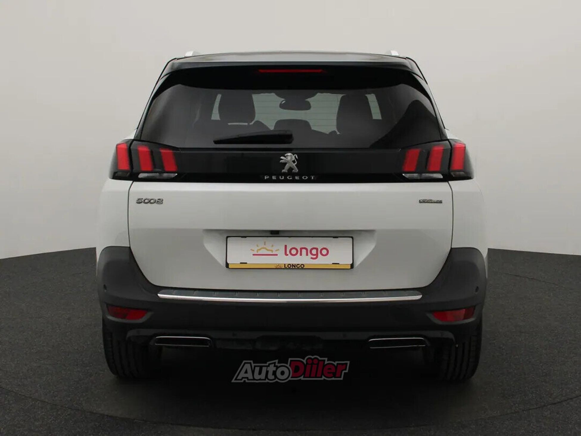 Peugeot 5008 GT-Line 1.2 96kW 2020, photo 5/10