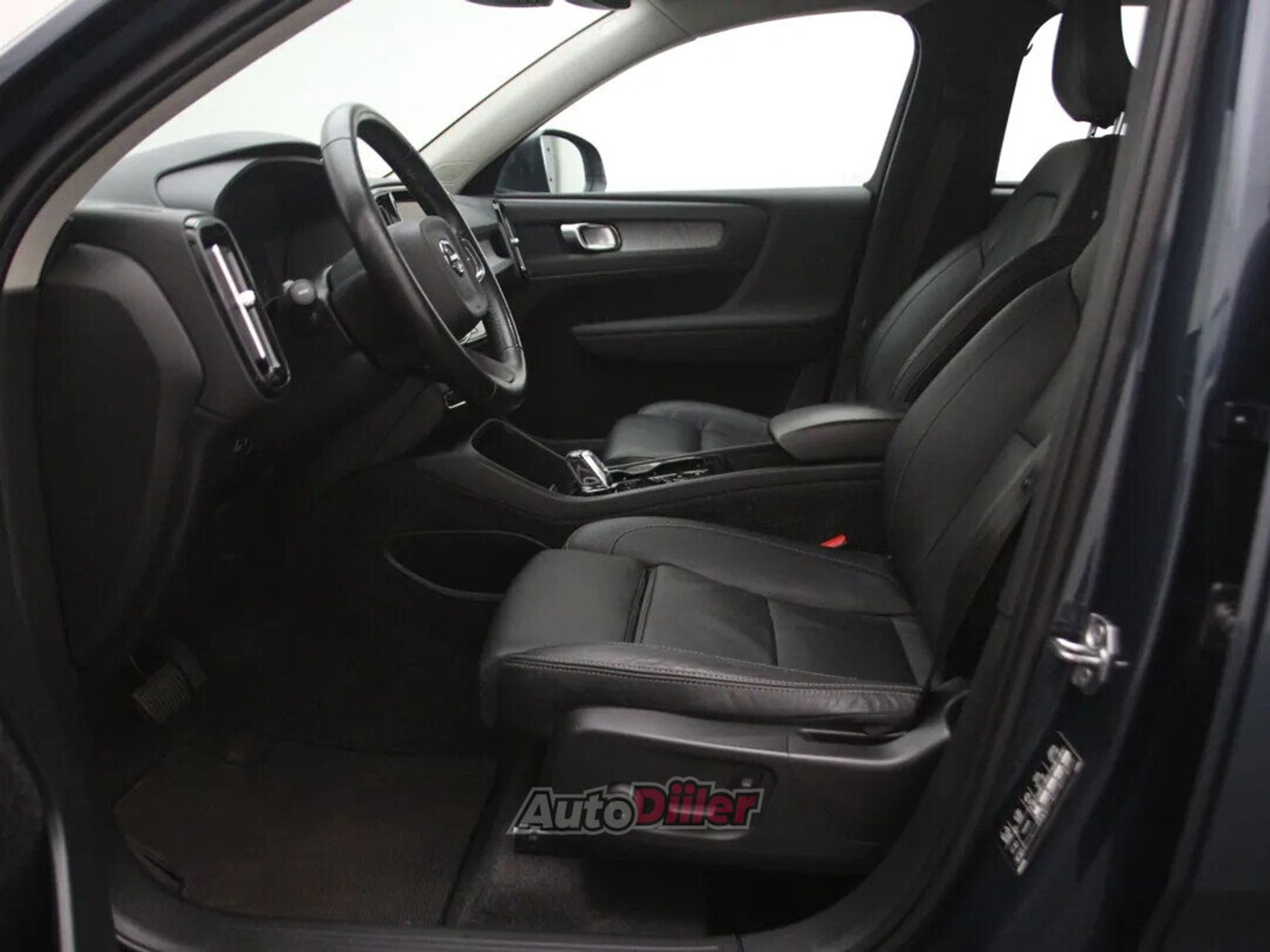 Volvo XC40 Inscription 1.5 155kW 2021, kuva 4/10