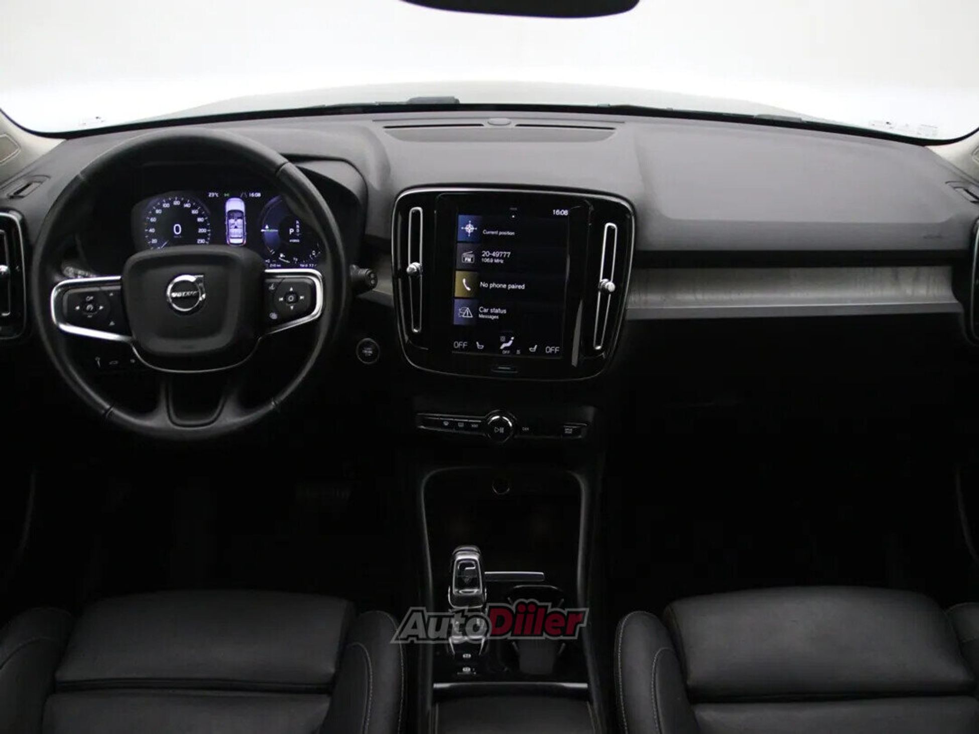 Volvo XC40 Inscription 1.5 155kW 2021, kuva 2/10