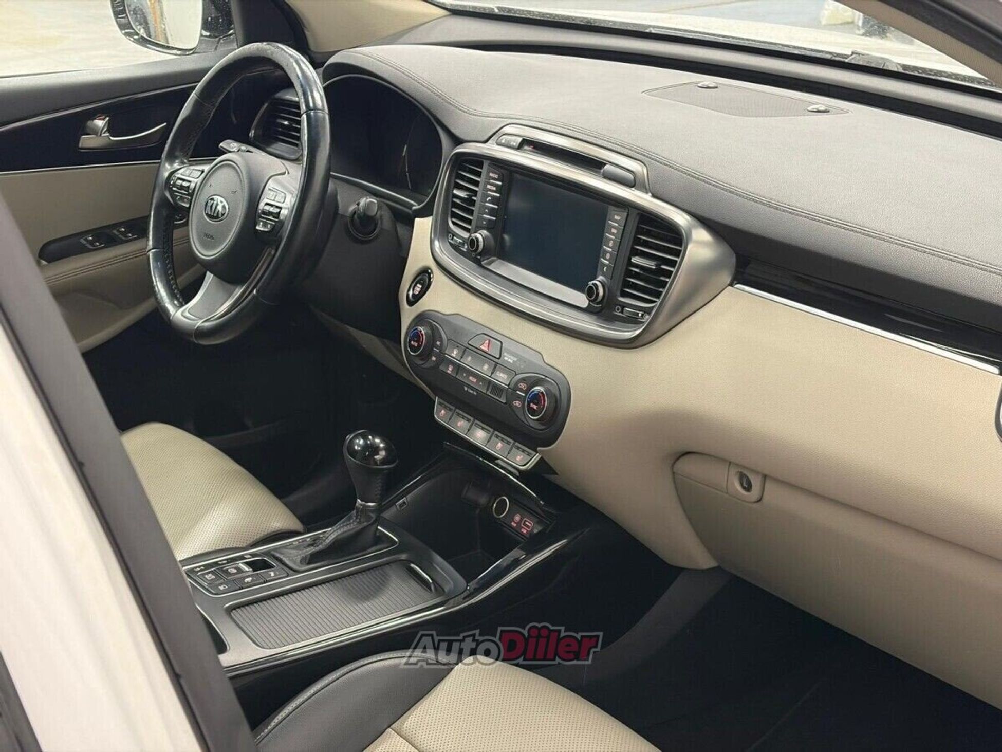 Kia Sorento 2.2 147kW 2015, kuva 2/10