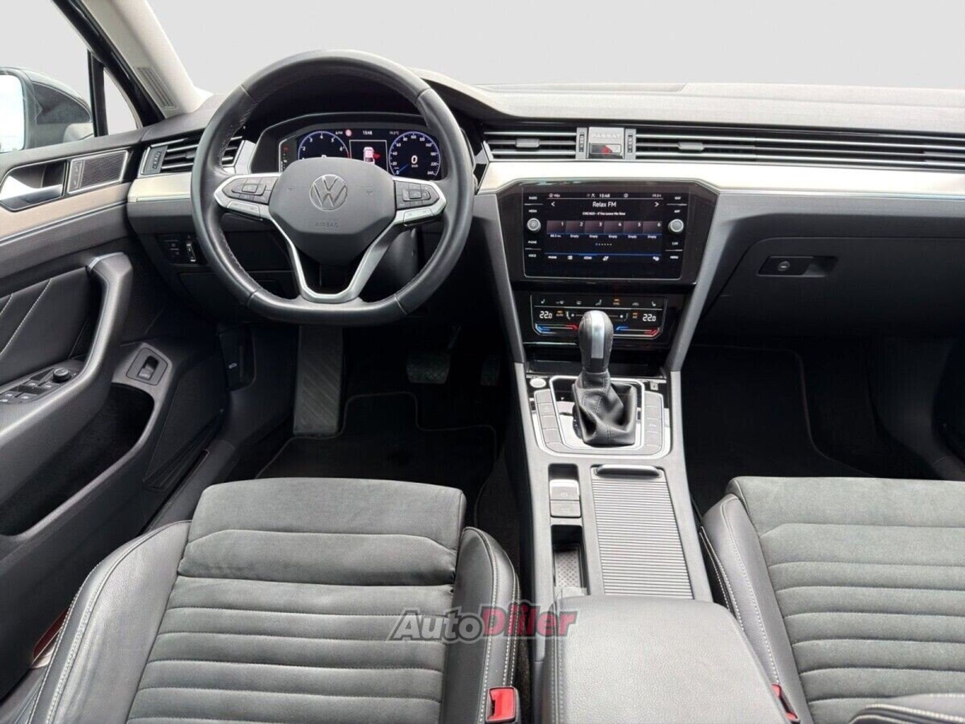 Volkswagen Passat 1.5 110kW 2021, photo 6/7