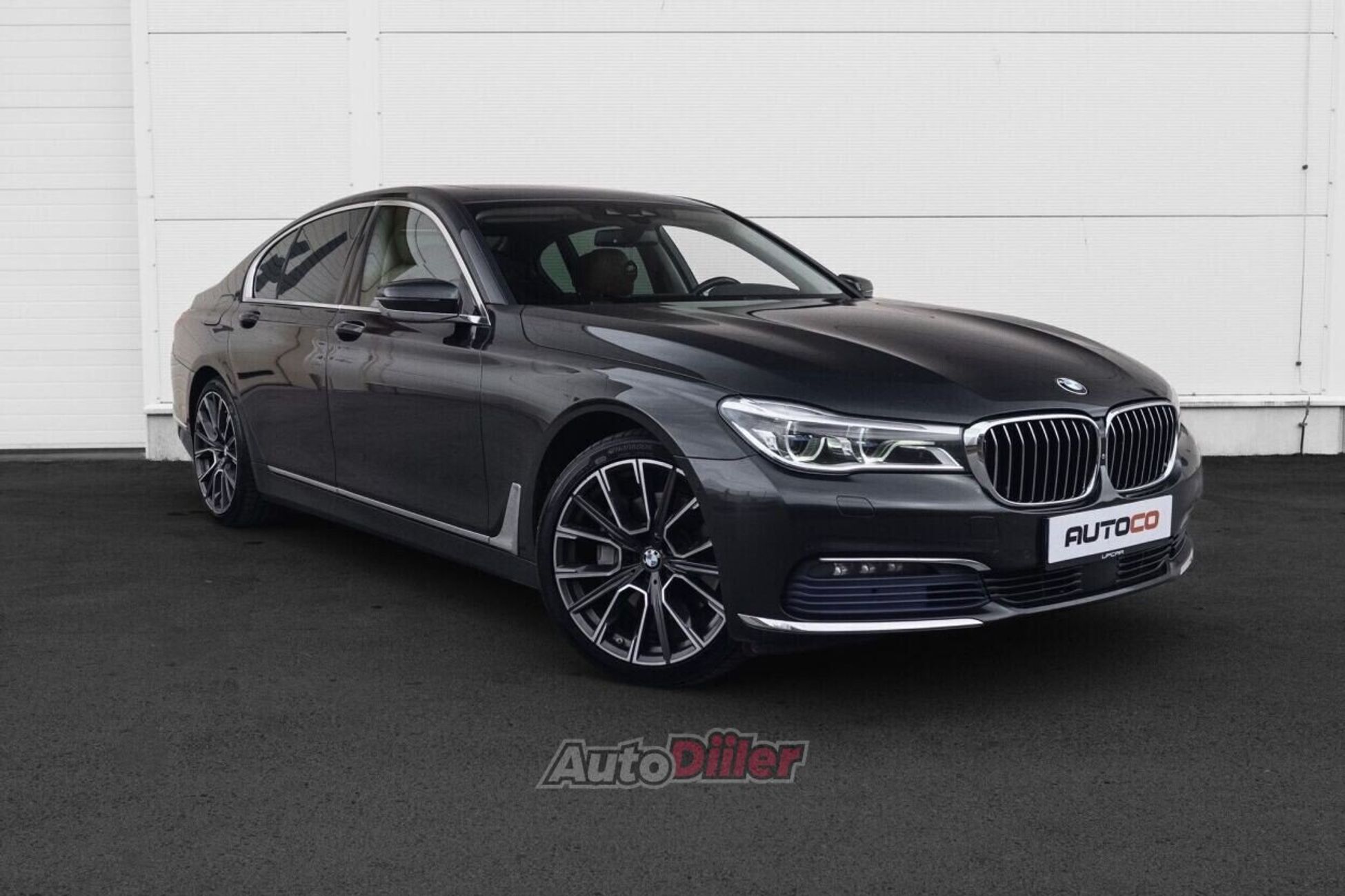 BMW 730 d xDrive Full 3.0 195kW 2017, photo 3/10