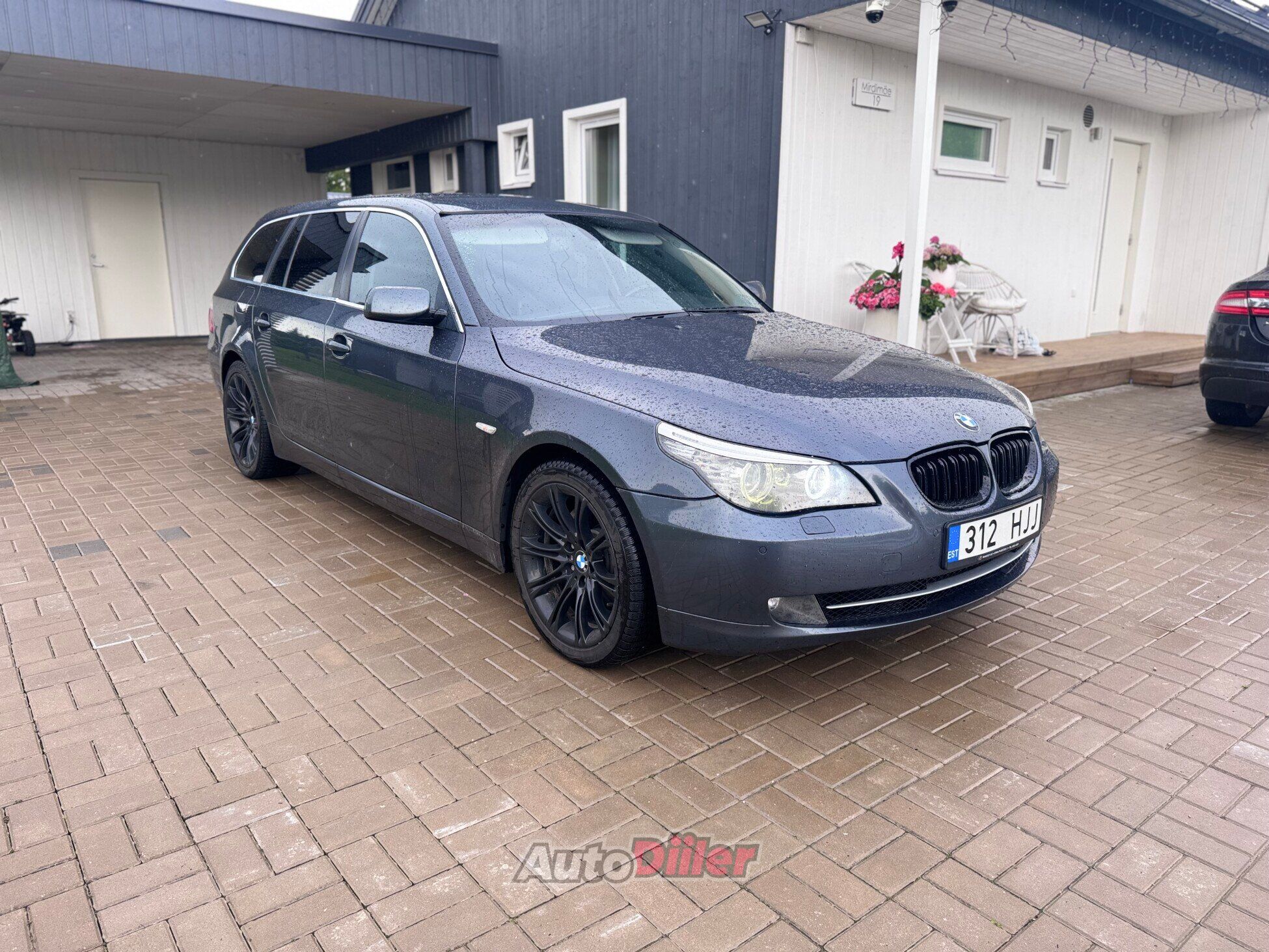 BMW 530 3.0 173kW 2007, photo 2/10
