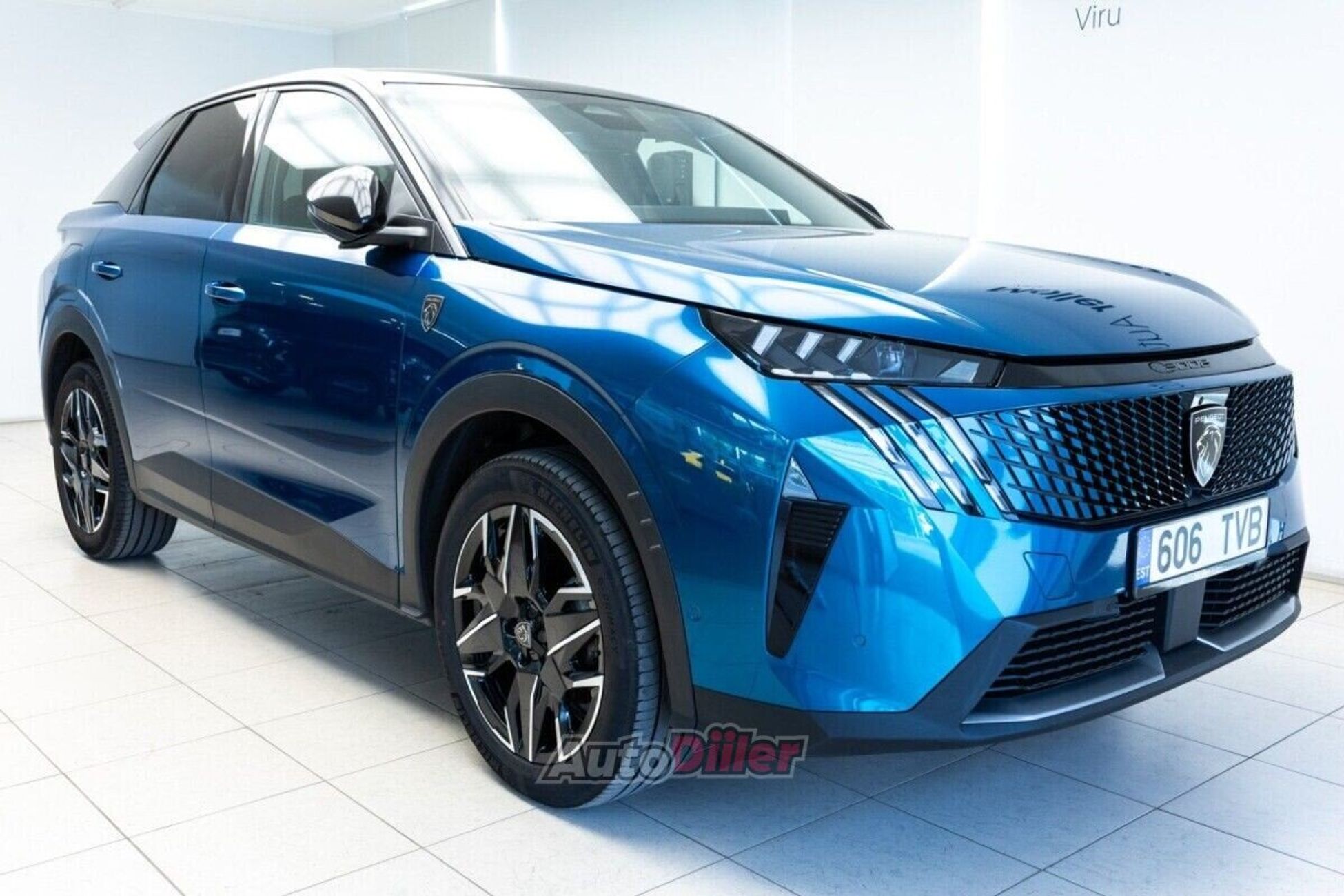 Peugeot 3008 1.2 100kW 2024, photo 3/10