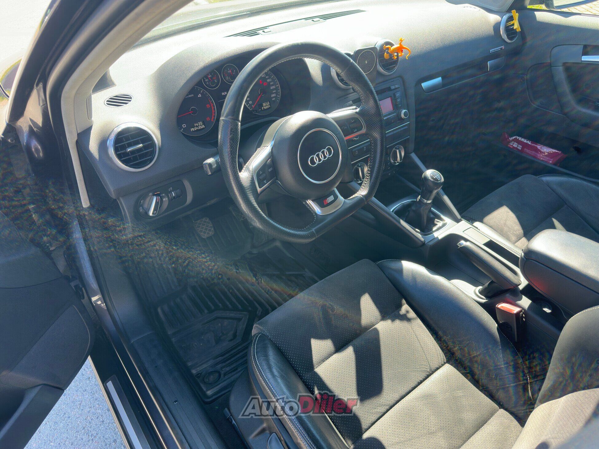 Audi A3 S-line 1.6 77kW 2012, photo 4/7