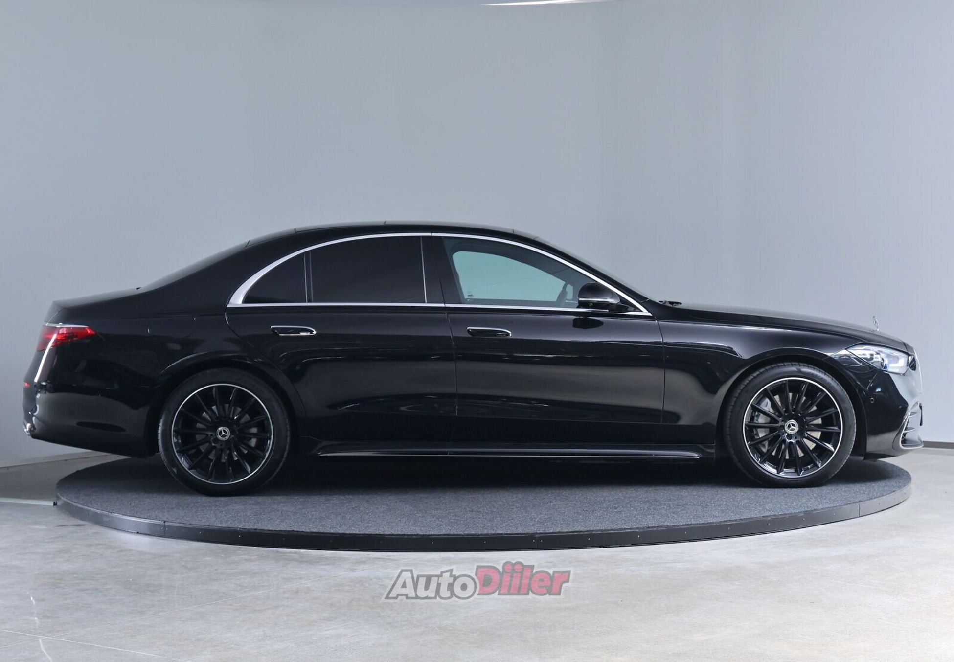 Mercedes-Benz S 350 2.9 210kW 2023, photo 4/10