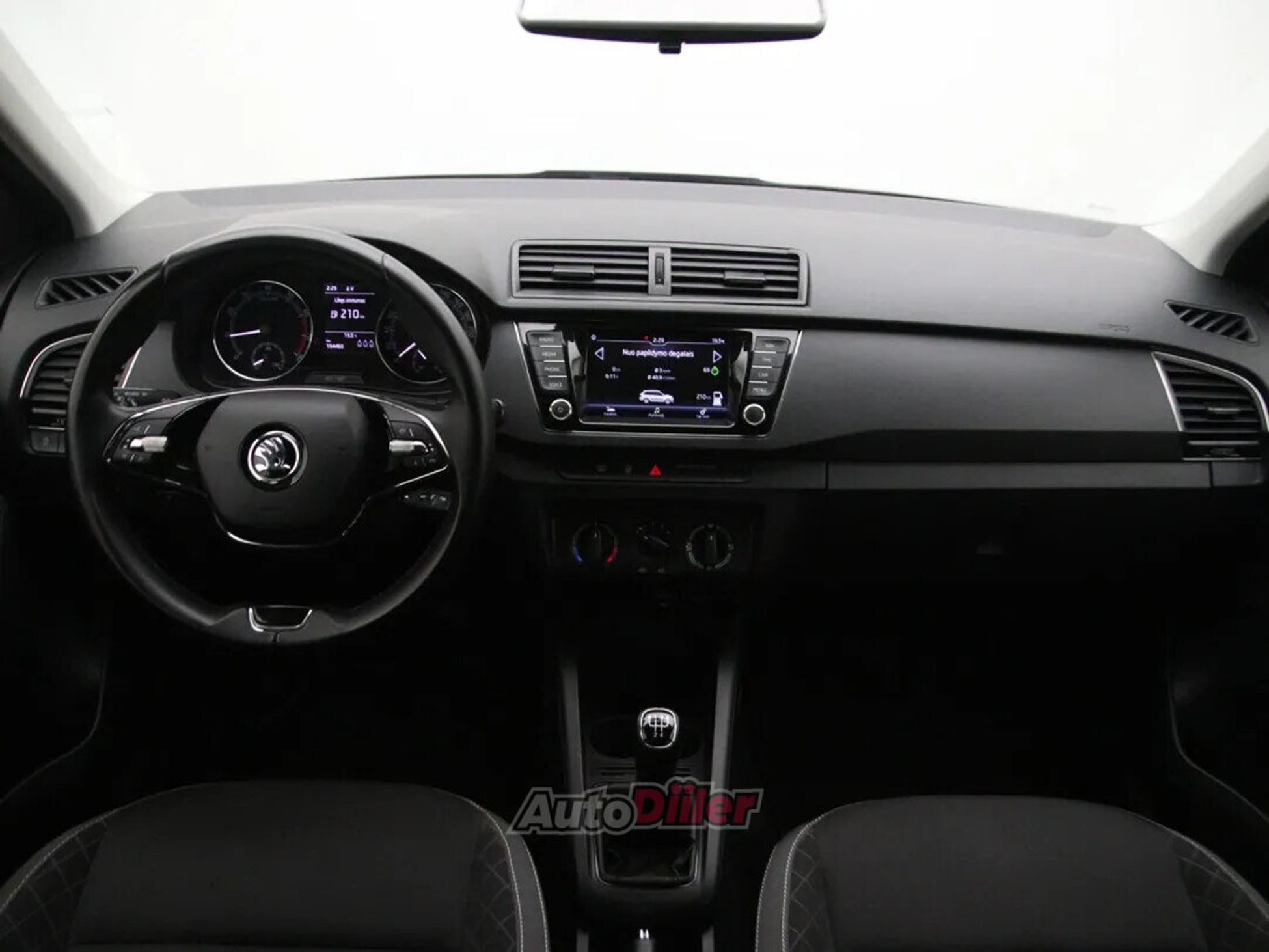 Skoda Fabia Ambition 1.0 70kW 2021, kuva 2/10