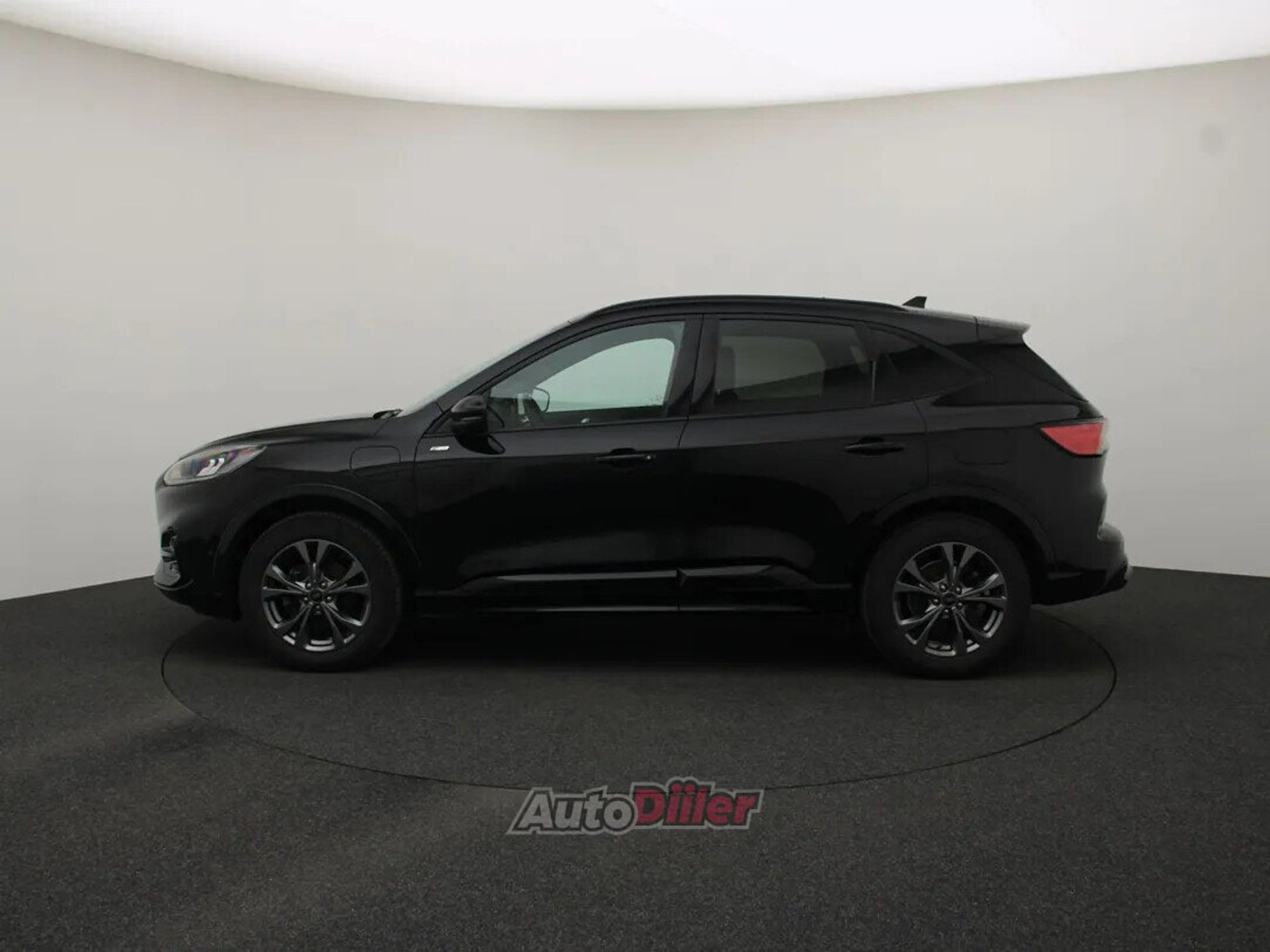 Ford Kuga ST-Line 2.5 165kW 2023, photo 6/10